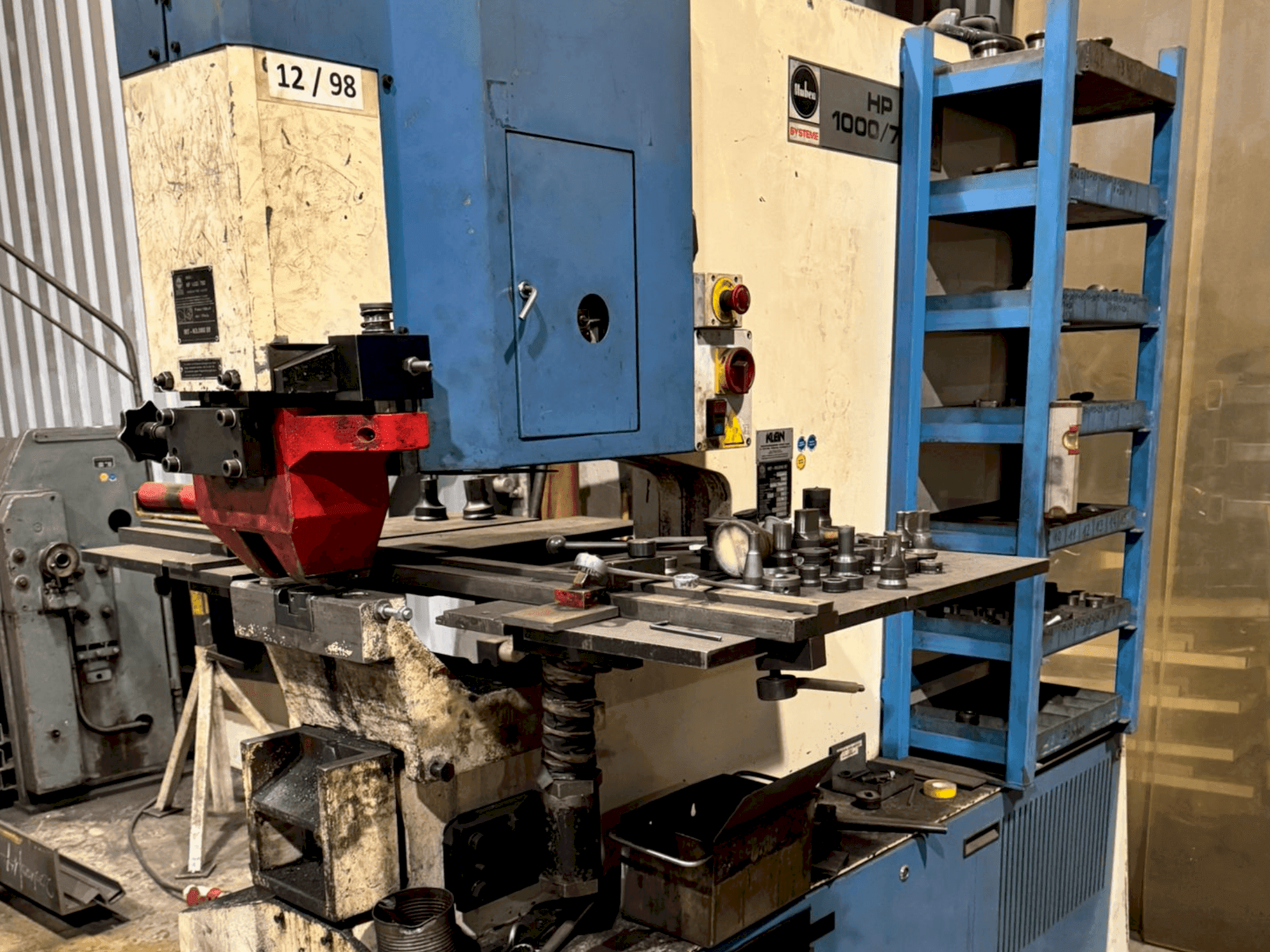 Vooraanzicht van KLEIN HP 1000/760 machine