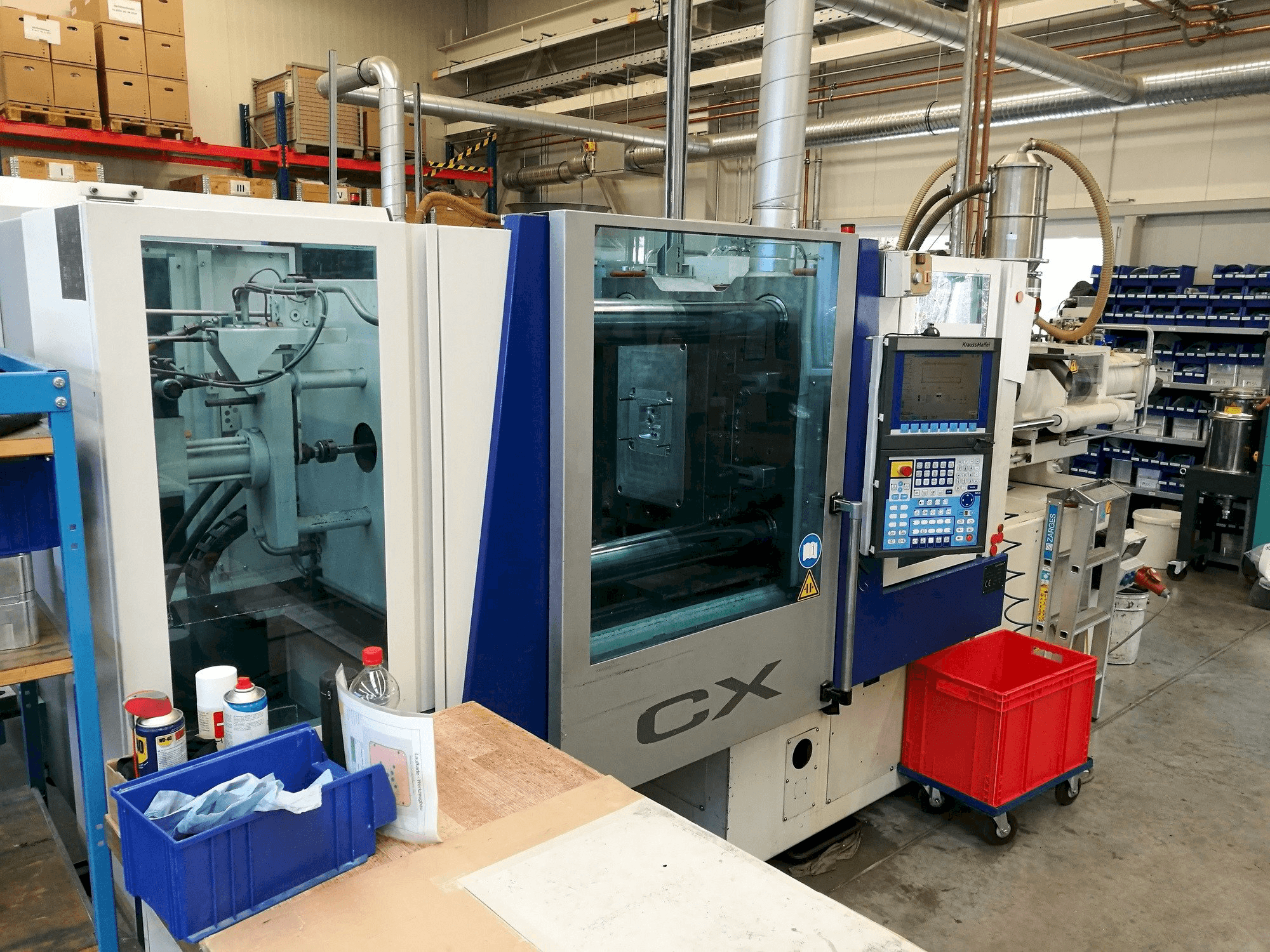 Vooraanzicht van Krauss Maffei 160-1000 CX machine