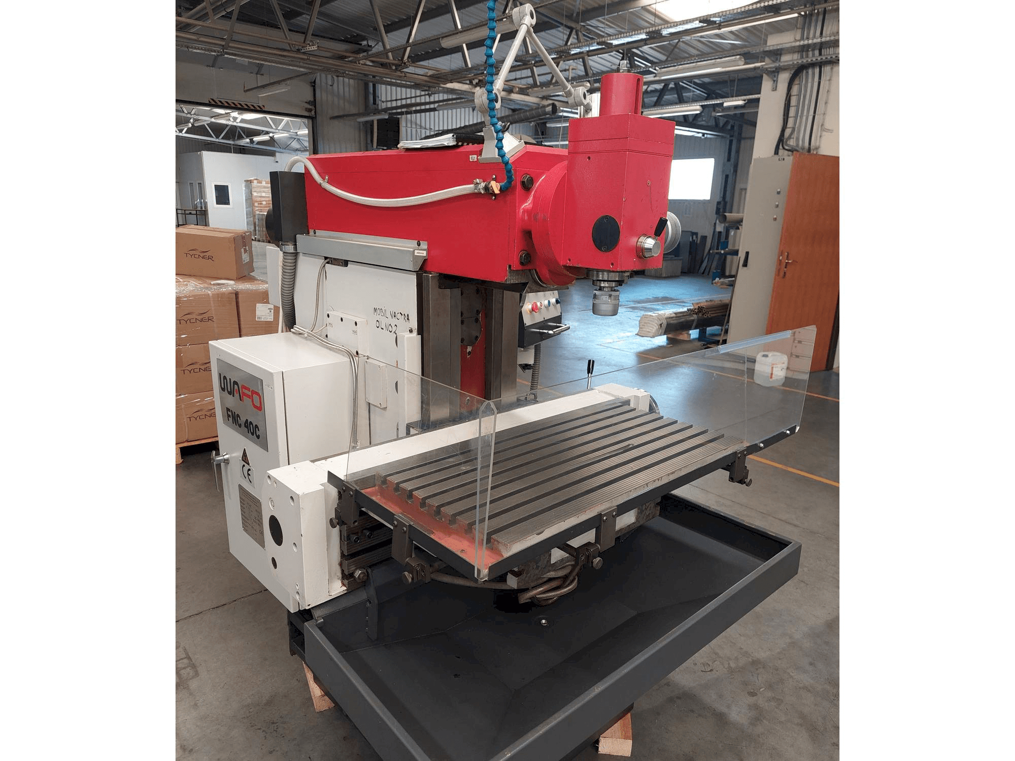 Vooraanzicht van WAFO FNC 40C machine