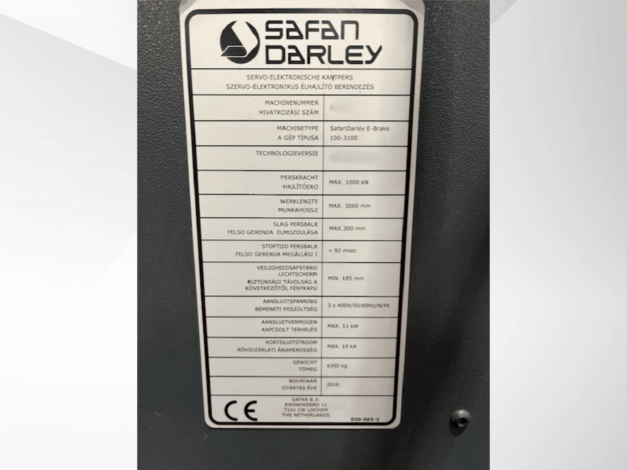 Vooraanzicht van Safan E Brake 100 3100 machine