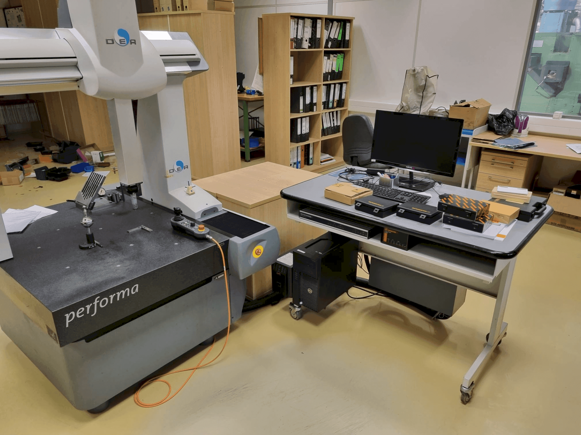 Vooraanzicht van DEA Global 070705 performa machine