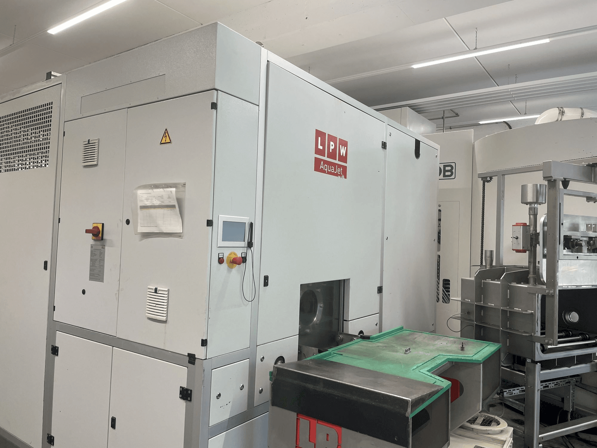 Vooraanzicht van LPW LPW Aqua Jet 670 T2-V (2013) machine