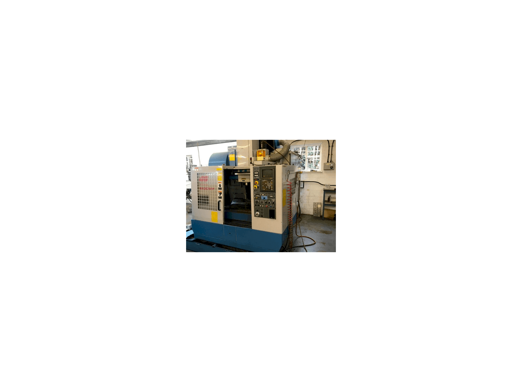 Vooraanzicht van Matsuura MC 600 VF machine