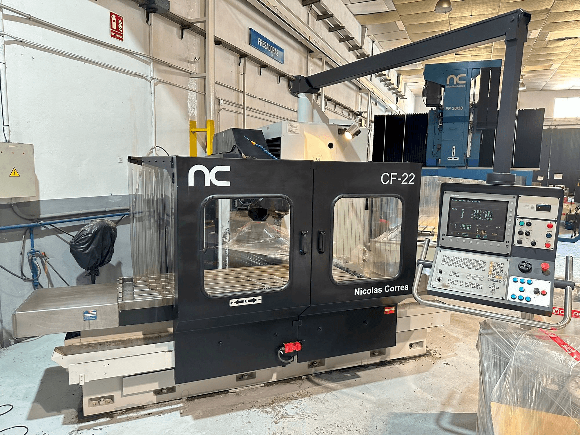 Vooraanzicht van Nicolas Correa CF22/20 machine