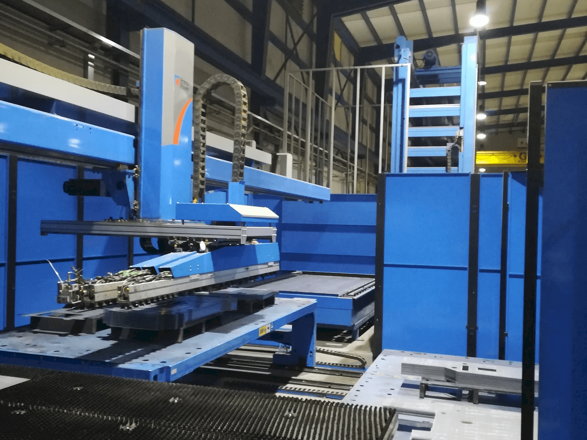 Vooraanzicht van Prima Power Lpe 6xf machine