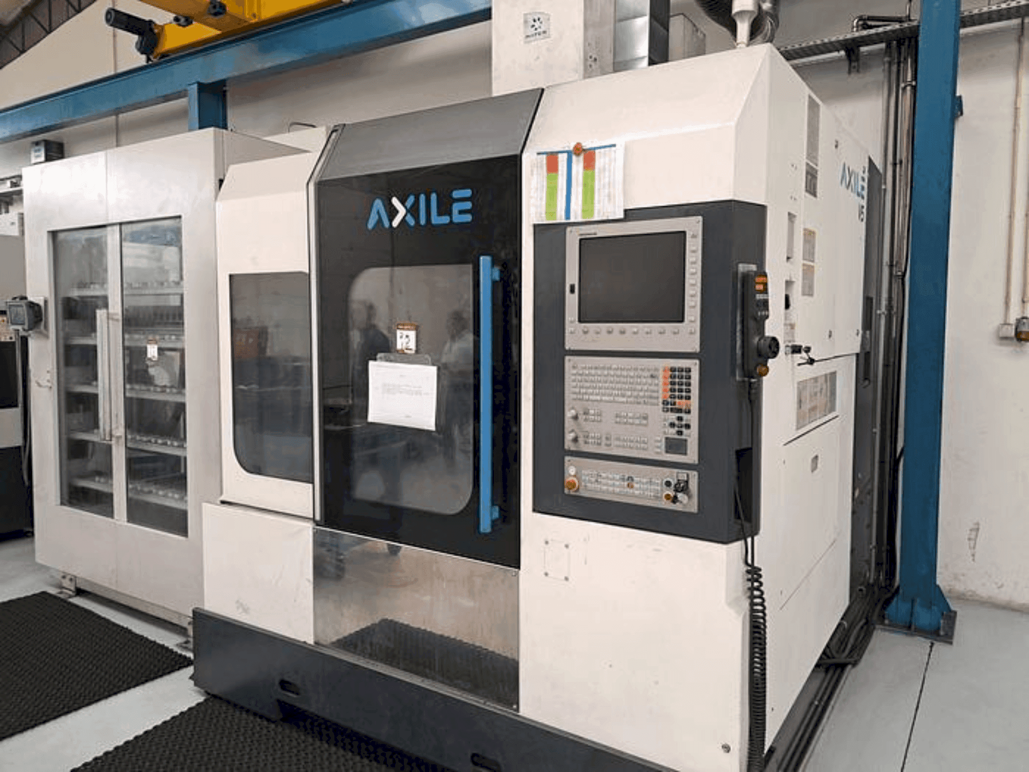 Vooraanzicht van AXILE V5 machine