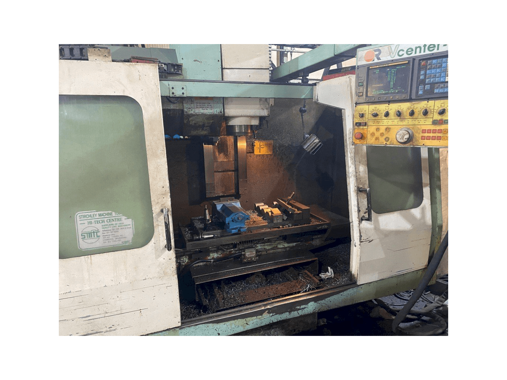 Vooraanzicht van Victor V Centre-80 machine