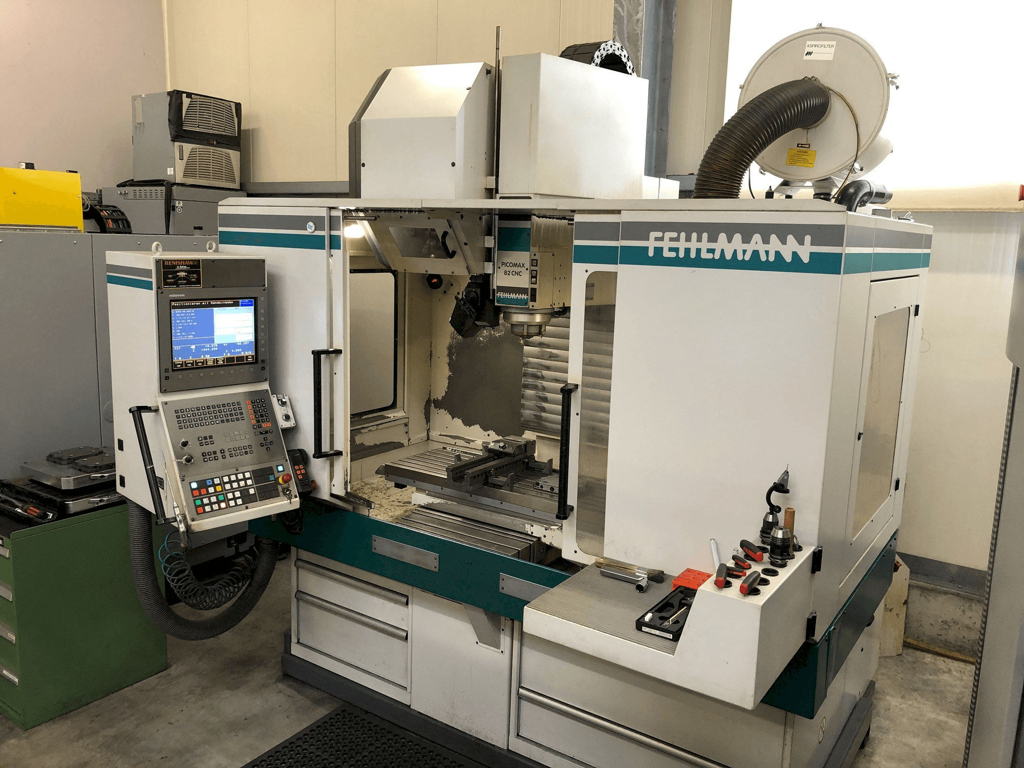 Vooraanzicht van FEHLMANN PICOMAX 82 CNC machine