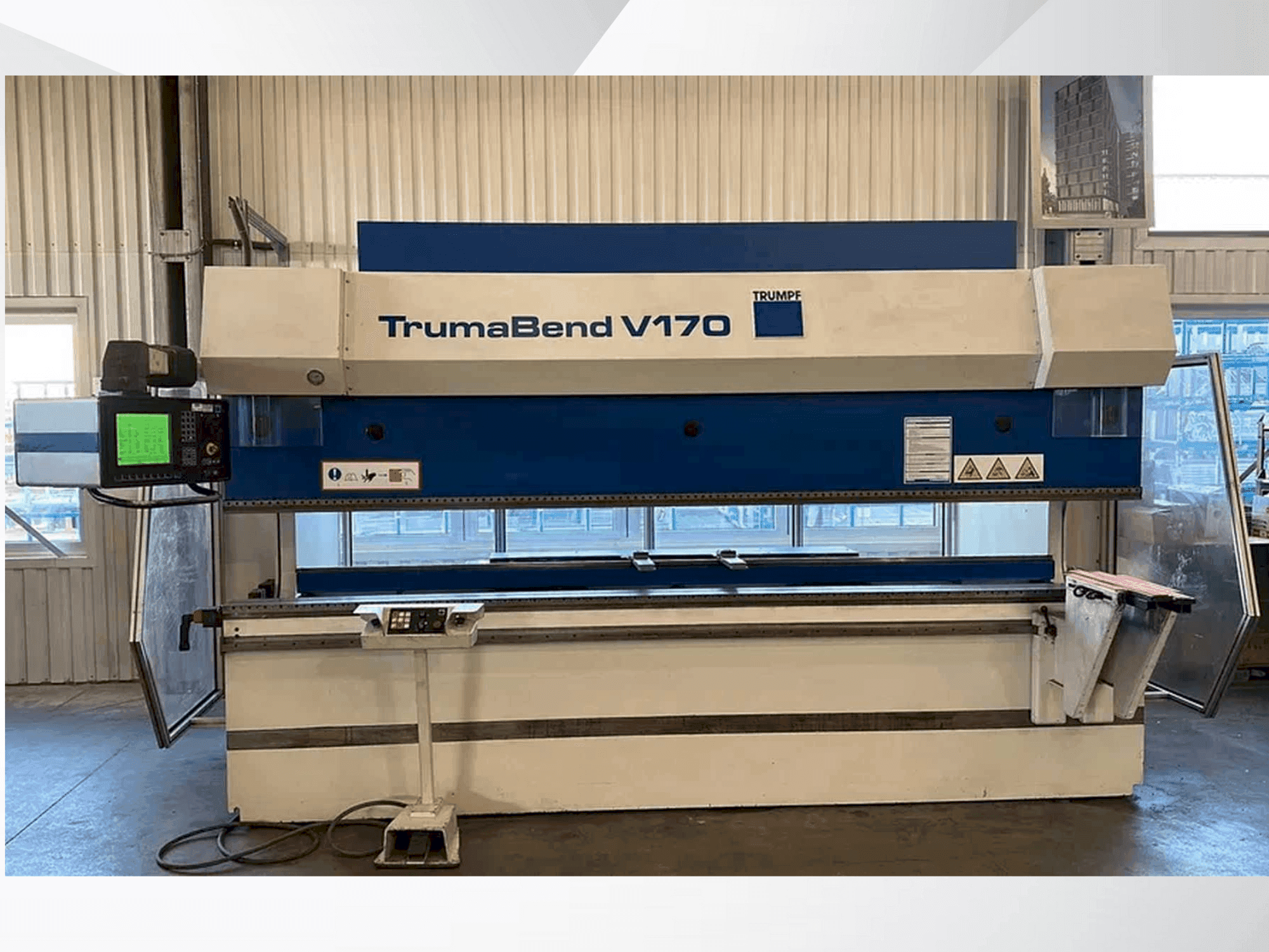 Vooraanzicht van TRUMPF Trumabend V170 machine