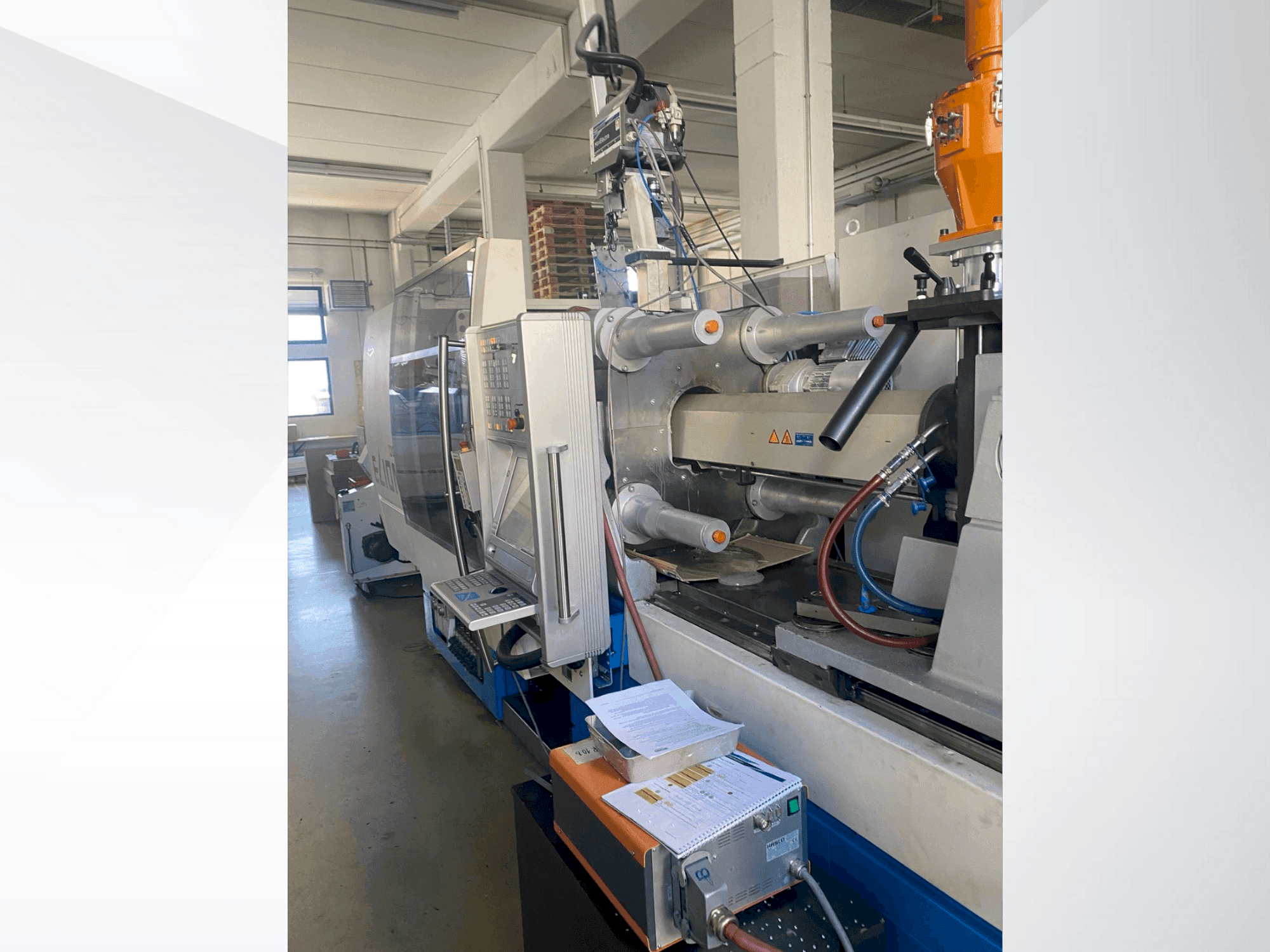 Vooraanzicht van Netstal ELION 1200-530 PM machine