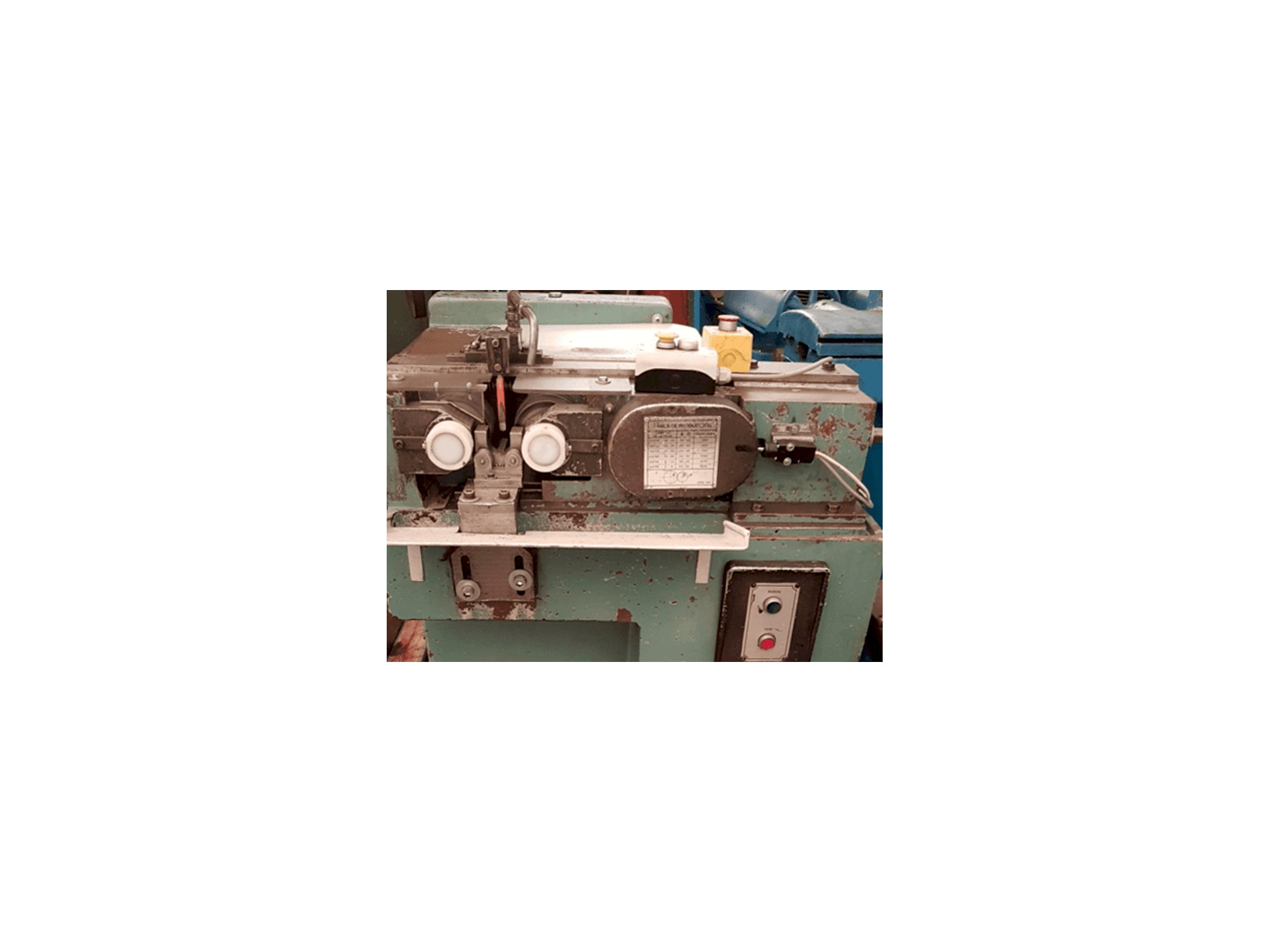 Vooraanzicht van Izpe RSC 100 machine