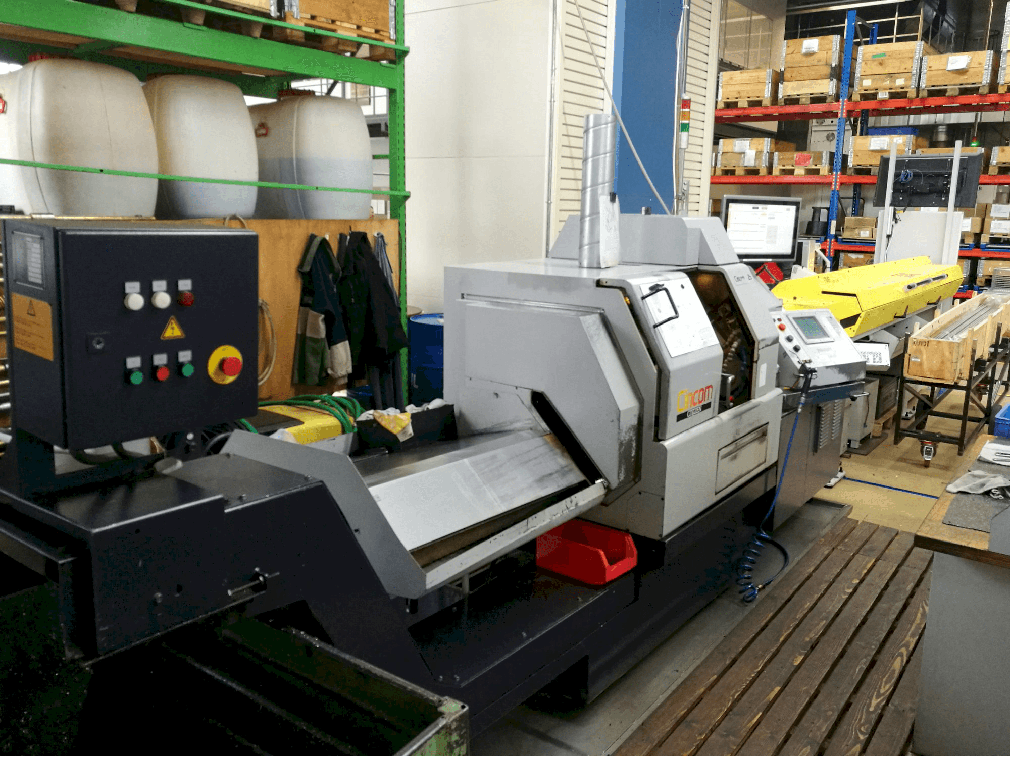 Links zicht van CITIZEN Cincom L25 machine