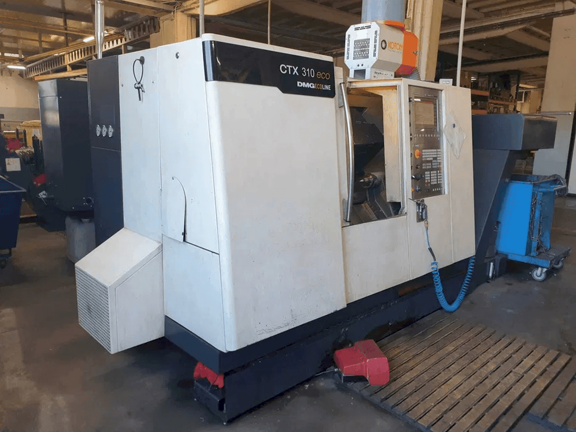 Vooraanzicht van DMG CTX 310 eco machine