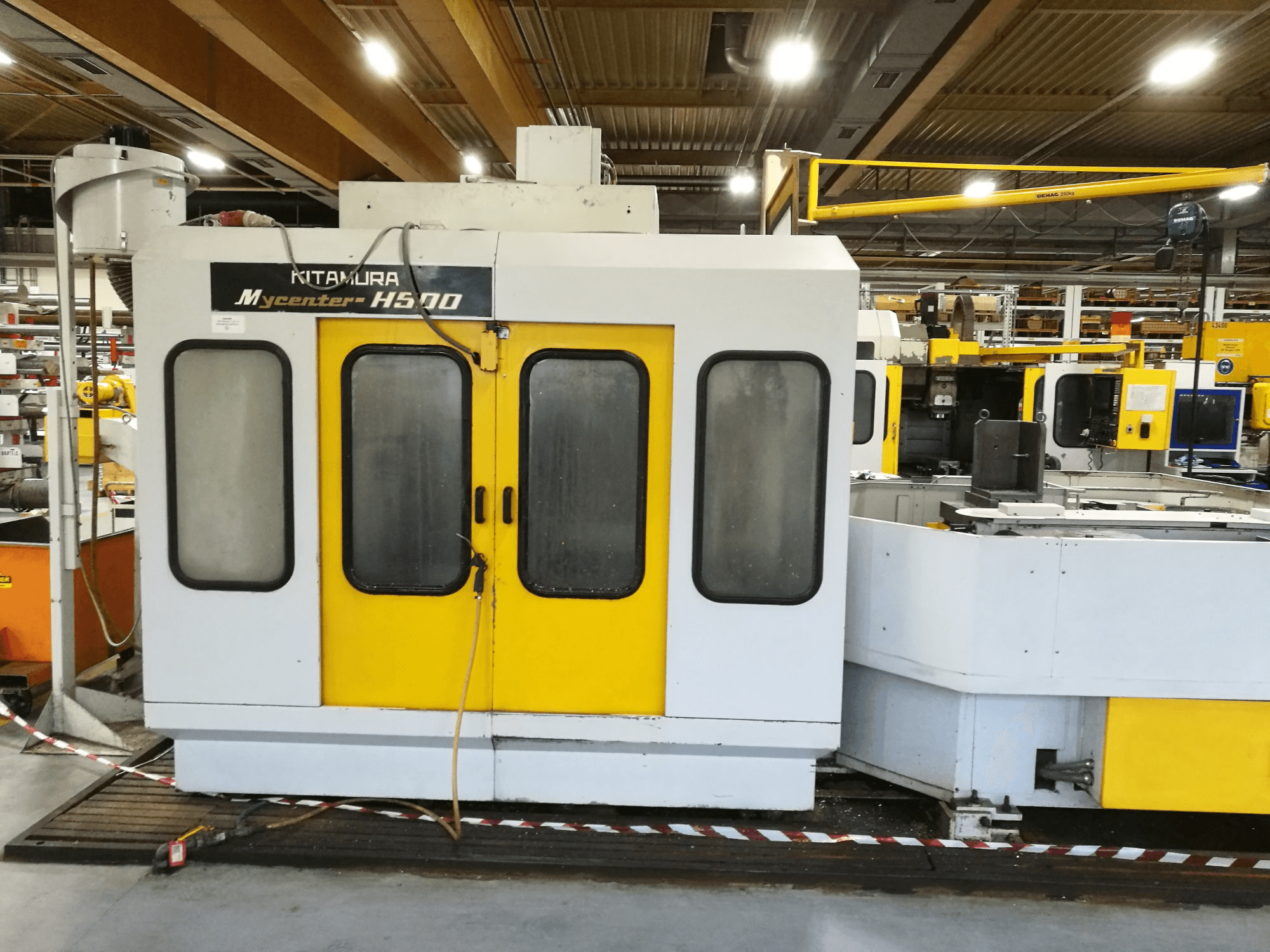 Vooraanzicht van Kitamura Mycenter H500 machine