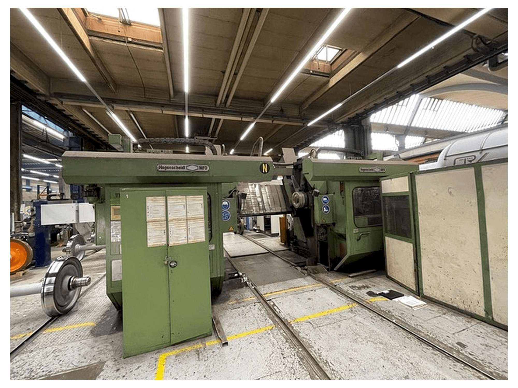 Vooraanzicht van Hegenscheidt PN 190 machine