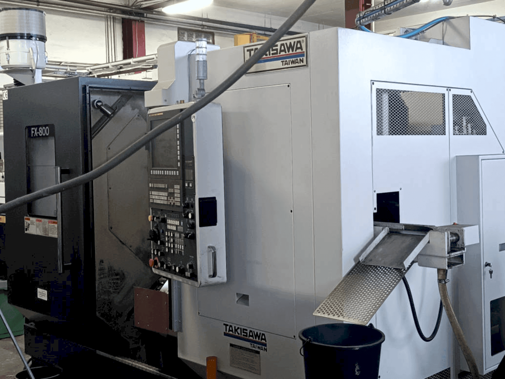 Vooraanzicht van Takisawa FX800 machine