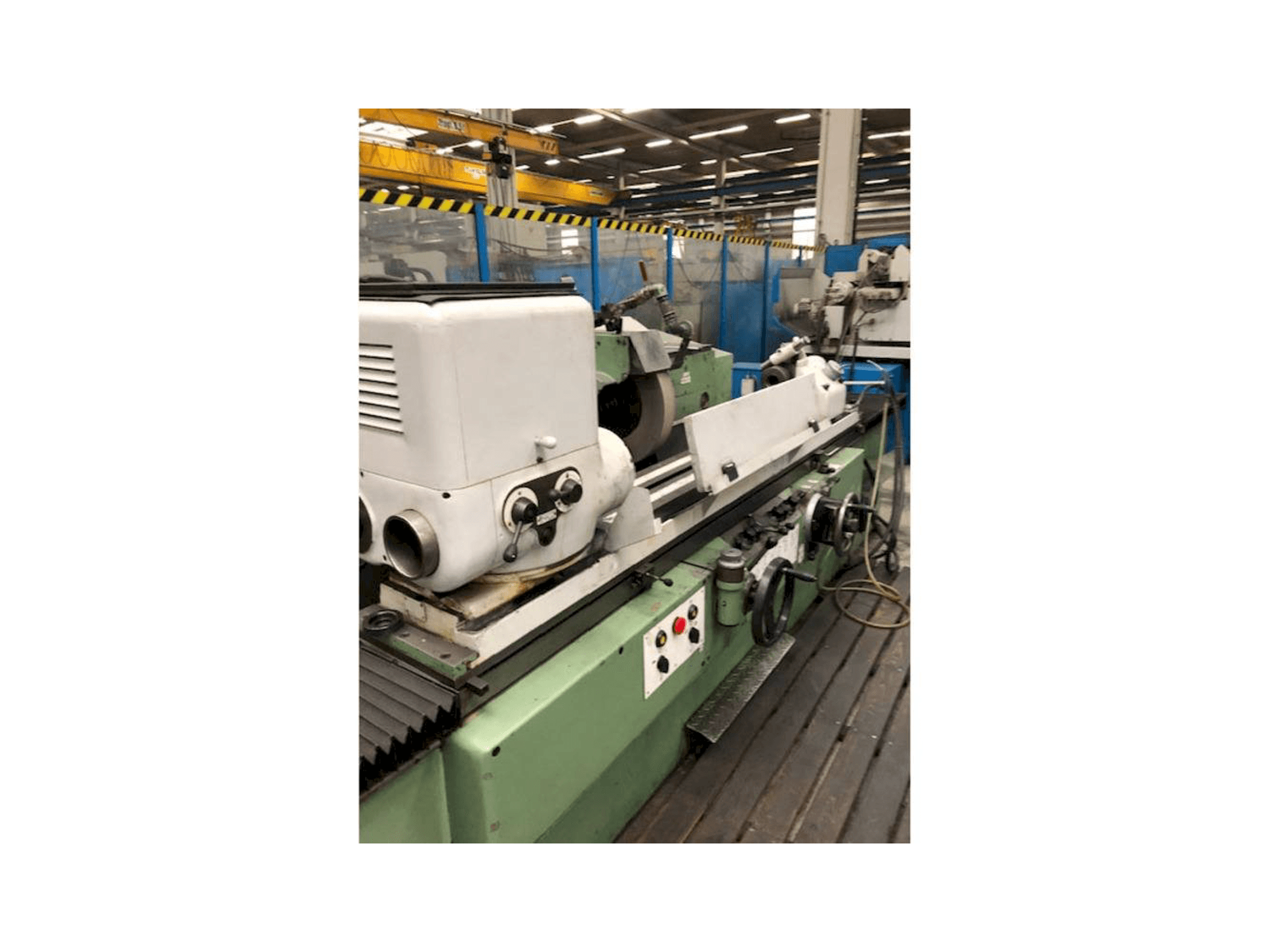 Vooraanzicht van ROWEIG SU 315x1500 machine