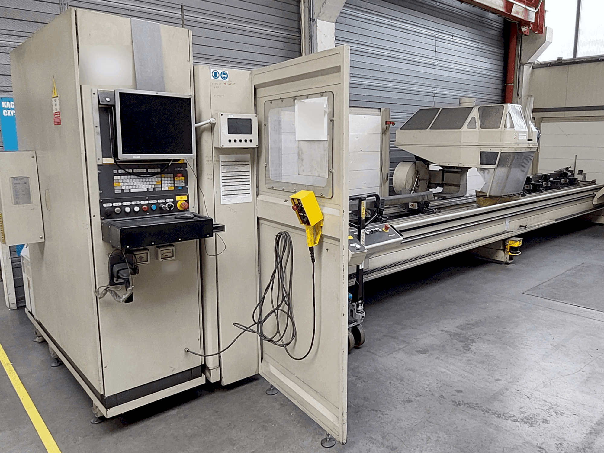 Vooraanzicht van Emmegi PENDOLARE machine