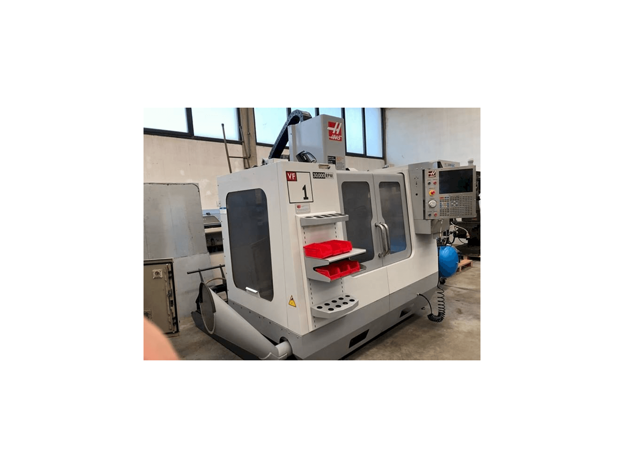 Vooraanzicht van HAAS VF1 SS machine