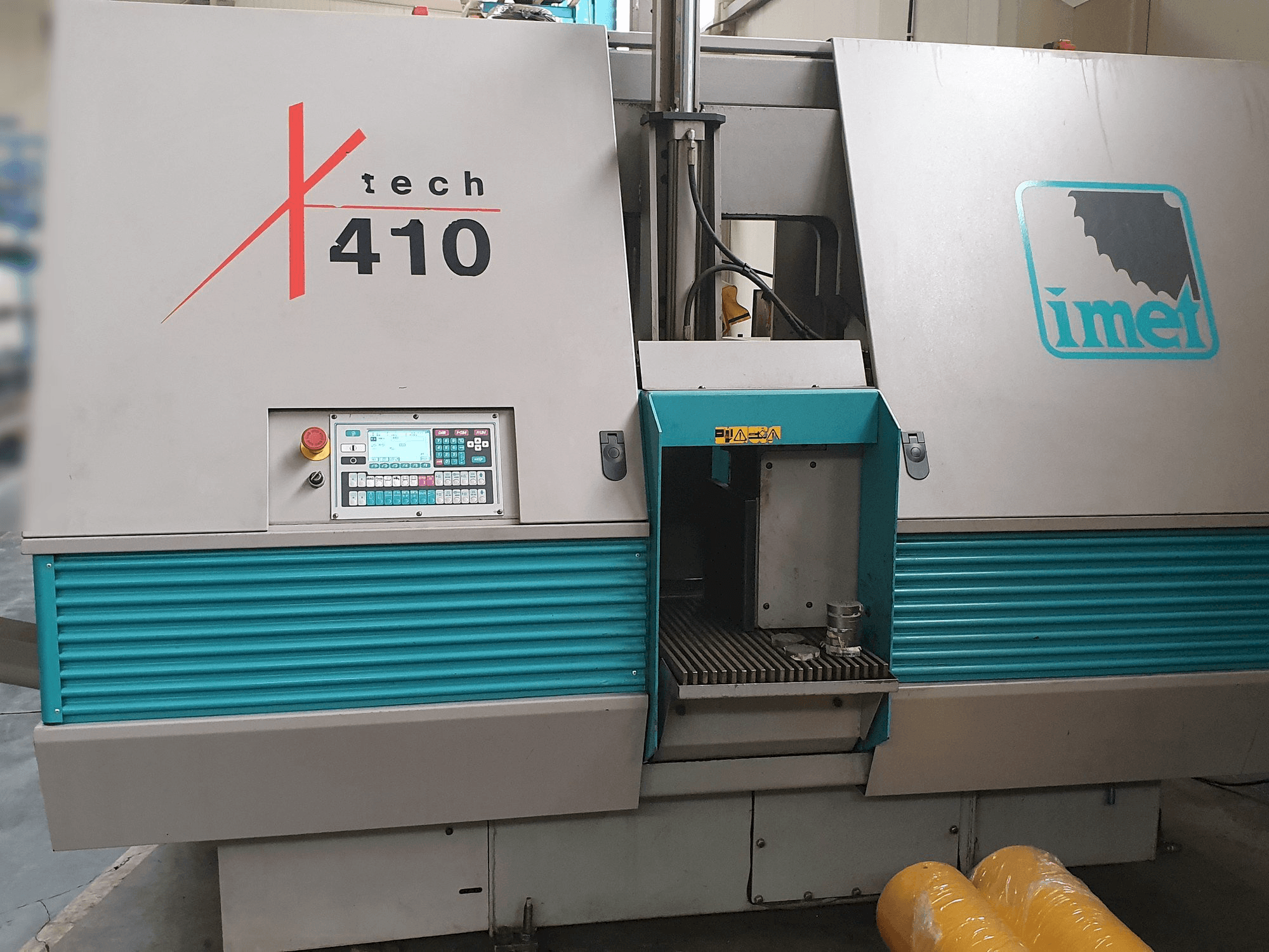 Vooraanzicht van Imet X-TECH 410 machine