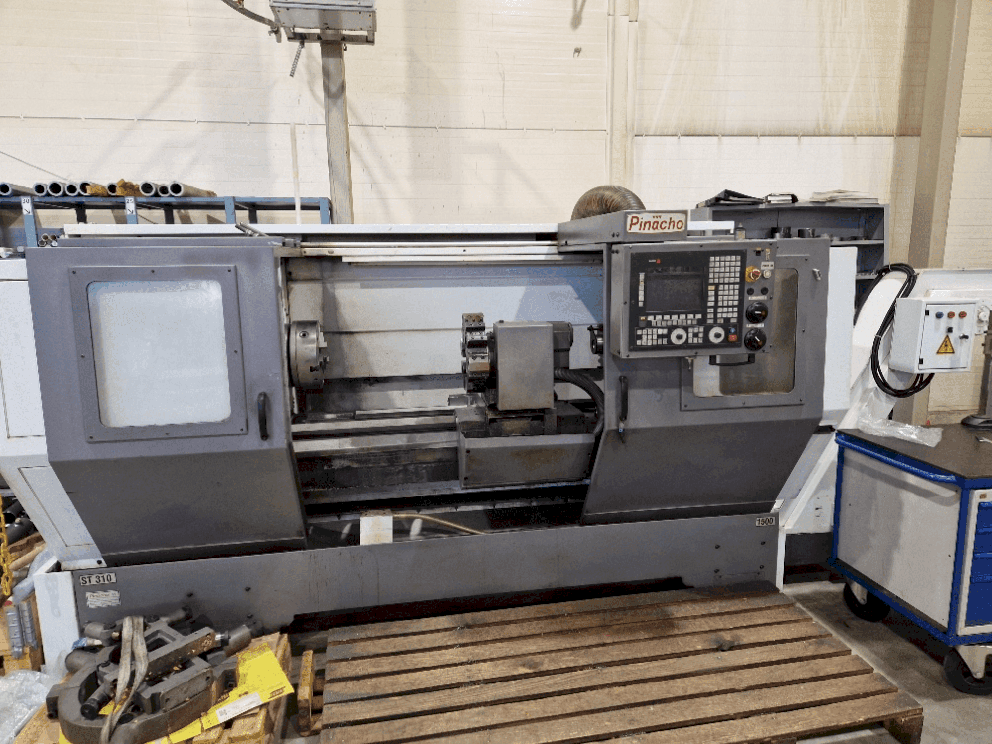 Vooraanzicht van Pinacho ST 310 x1500 machine