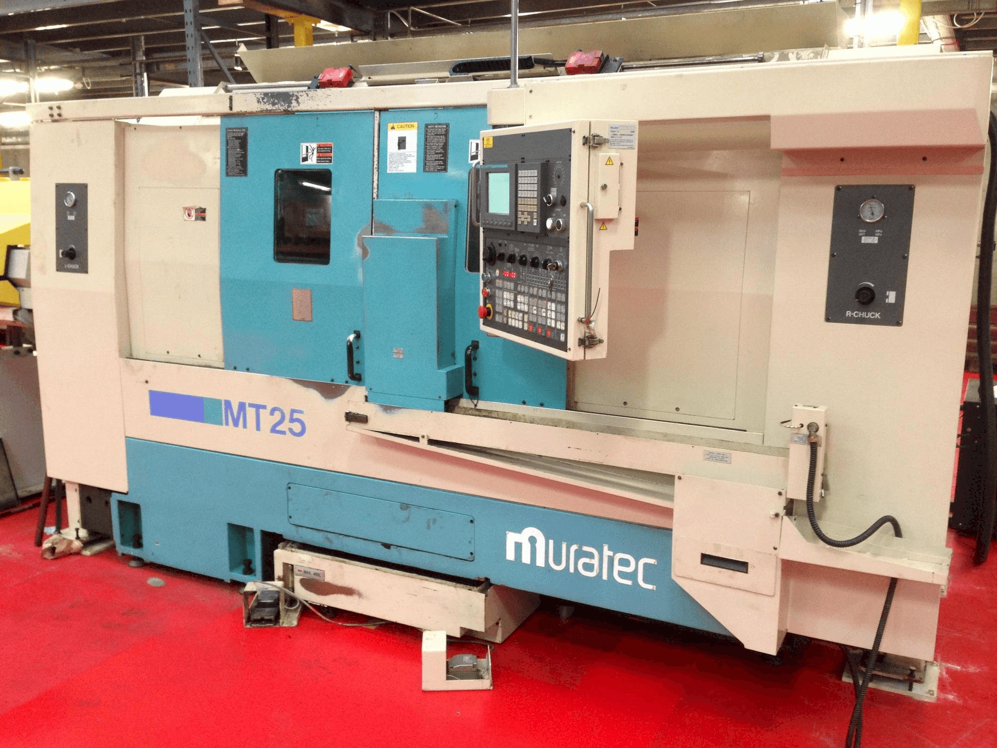 Vooraanzicht van Muratec MT 25 MC machine