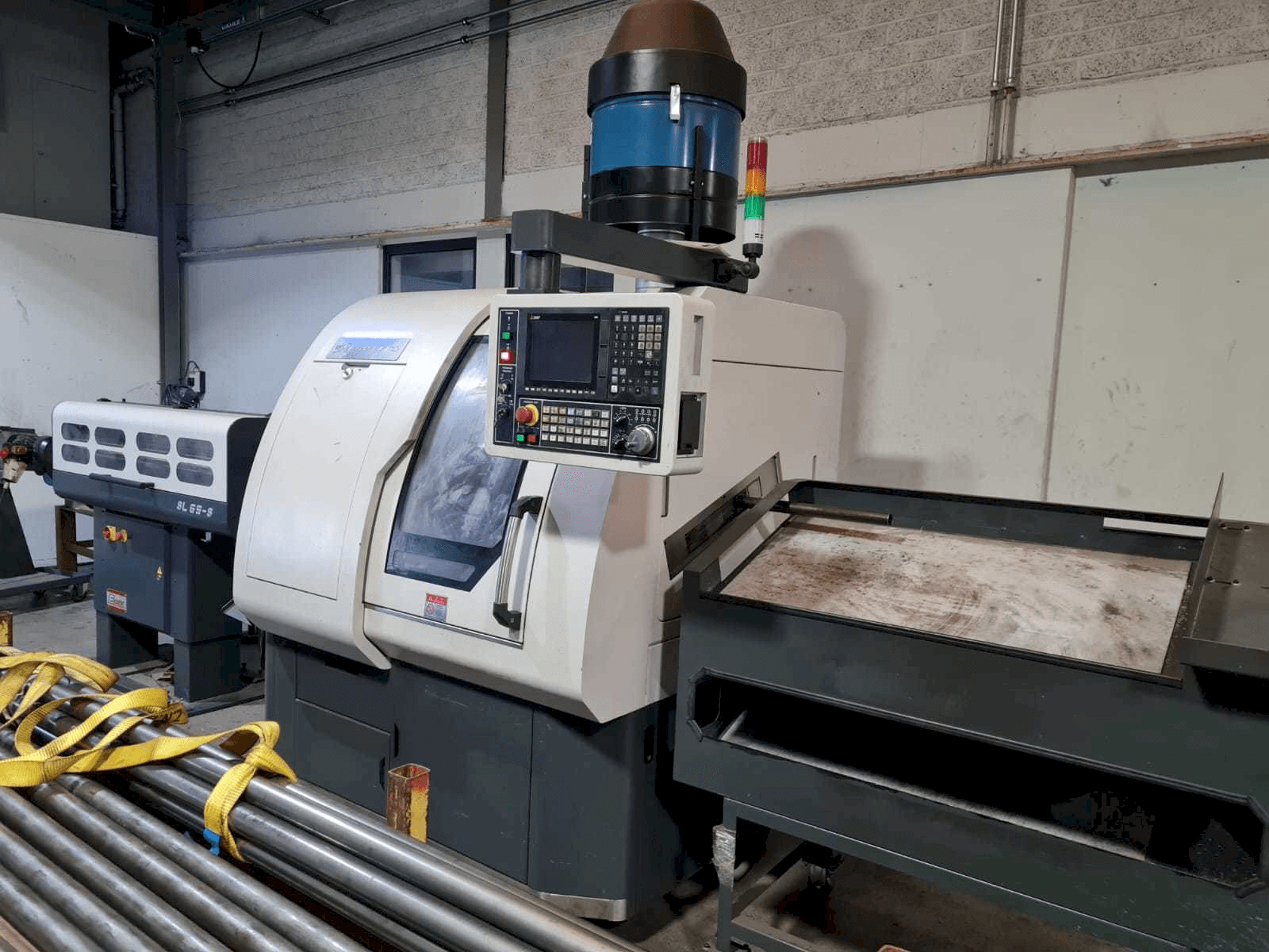 Vooraanzicht van Ray Feng RC32 machine