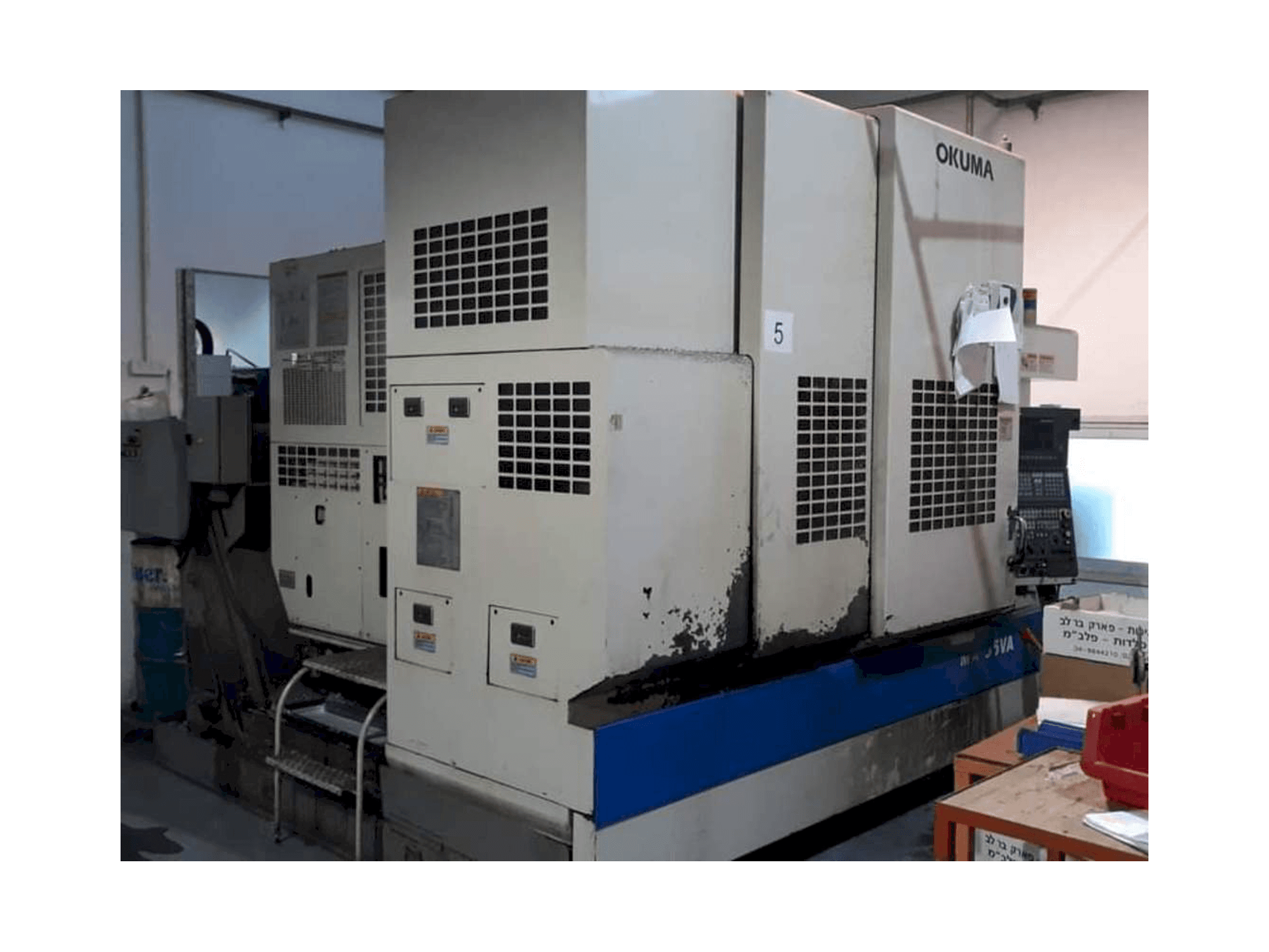 Vooraanzicht van Okuma MX-55 VA machine