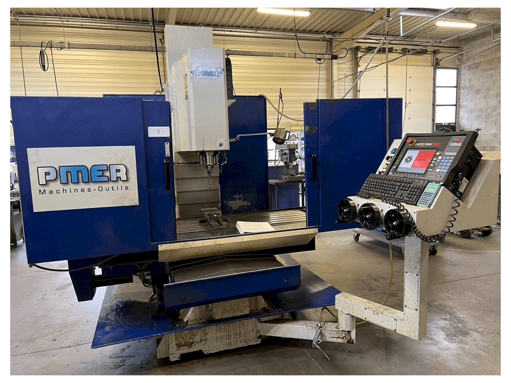 Vooraanzicht van PMER S-2473 machine