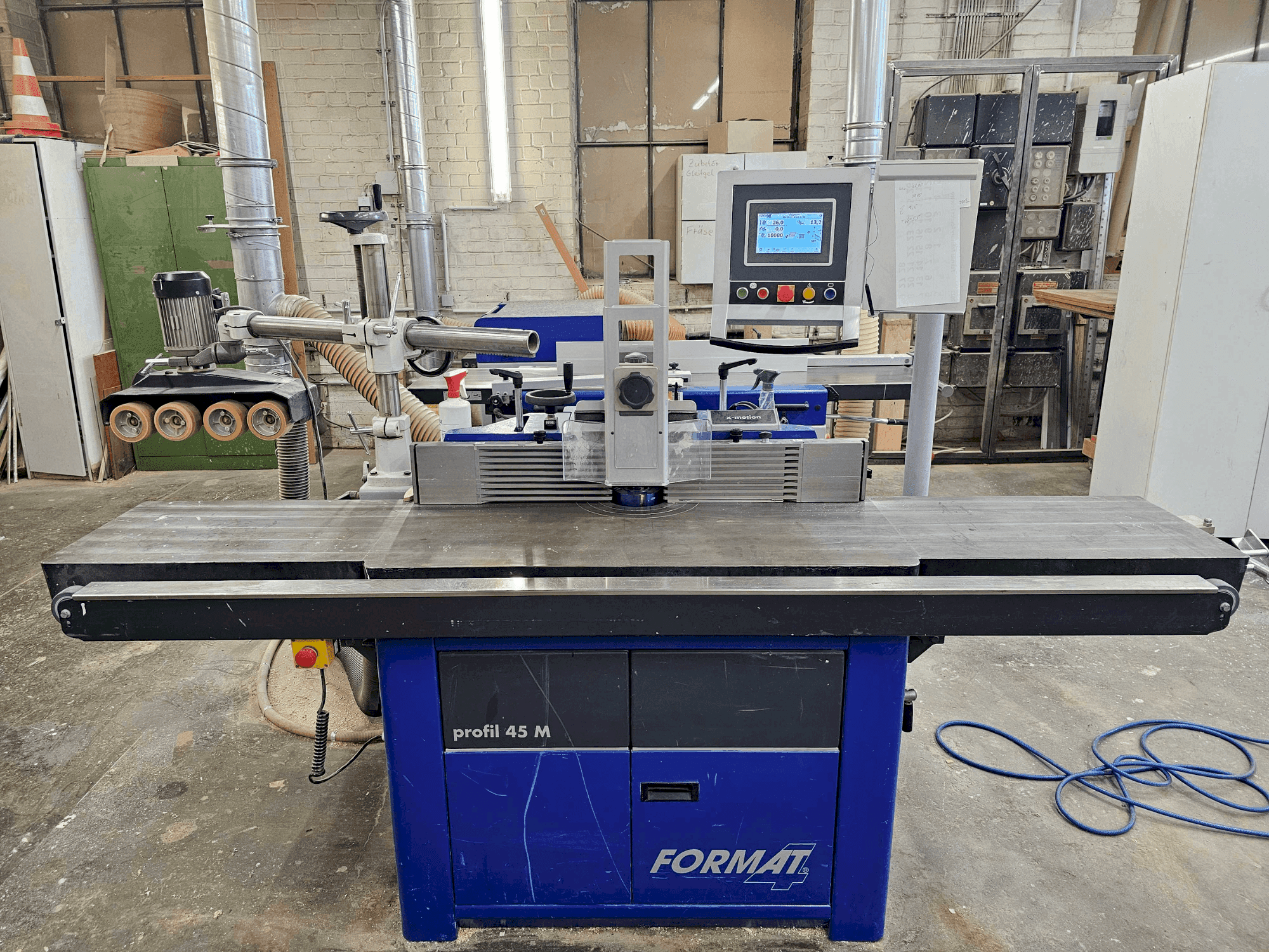 Vooraanzicht van FELDER Format Profil 45M x-motion (2013) machine
