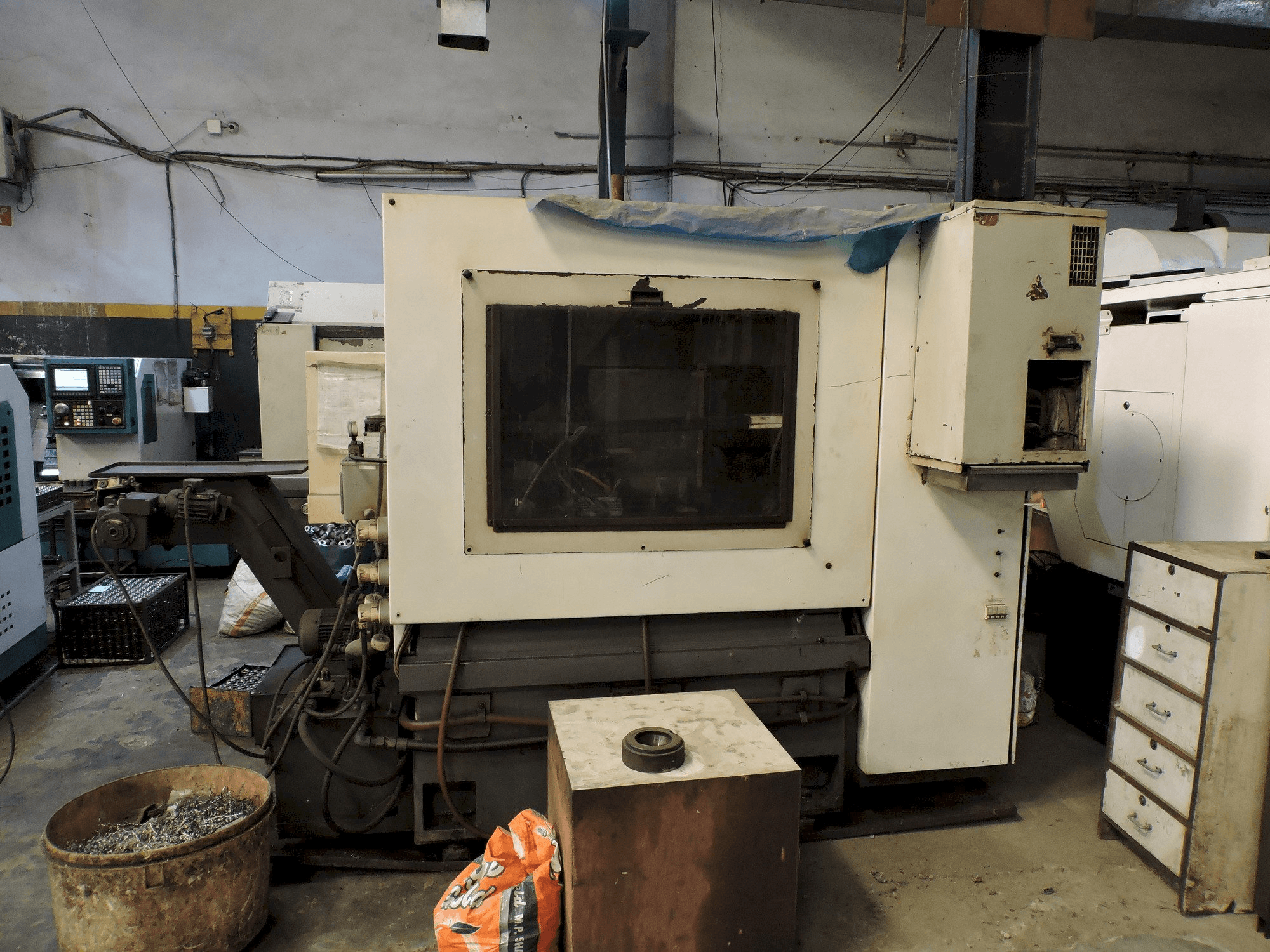 Vooraanzicht van JYOTI DX 150 machine