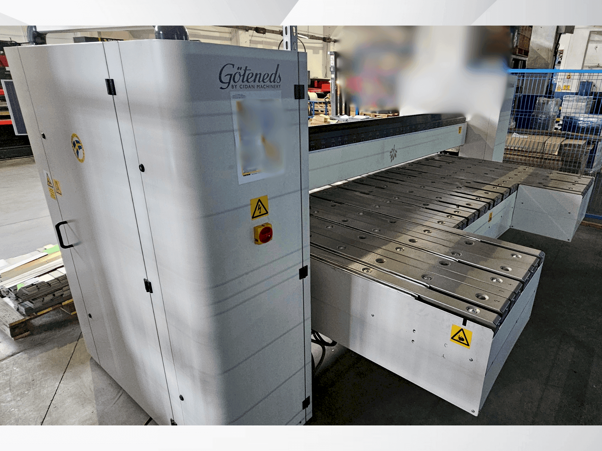 Vooraanzicht van CIDAN FORMA 30 machine