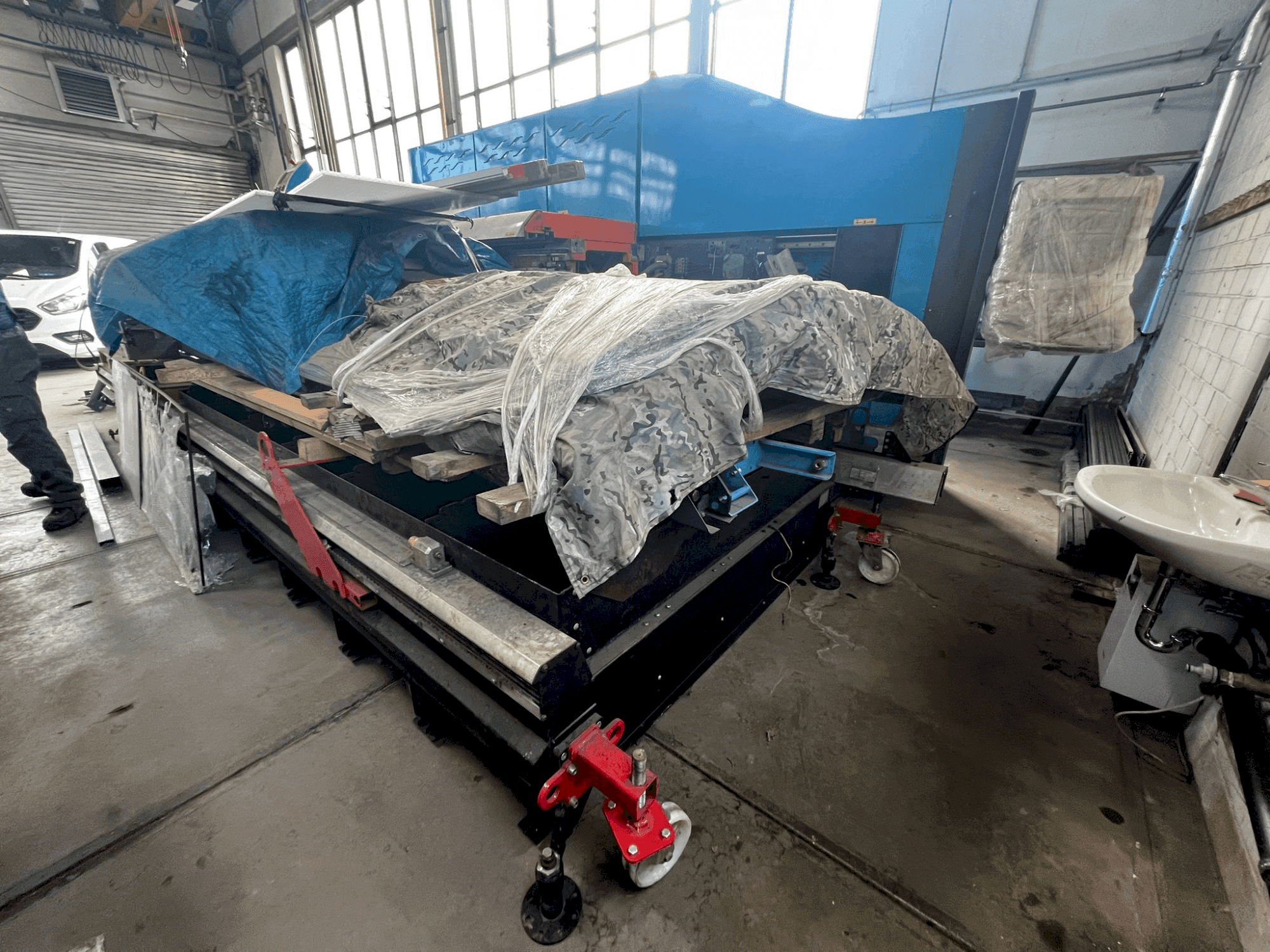Vooraanzicht van Prima Power ZAPHIRO CV5000+CT10 machine