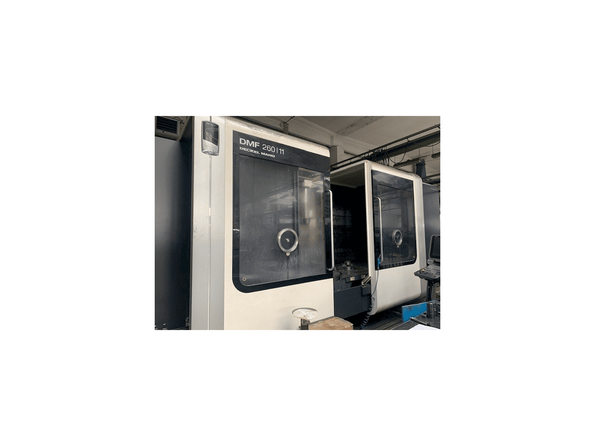 Vooraanzicht van DMG DMF 260 linear machine