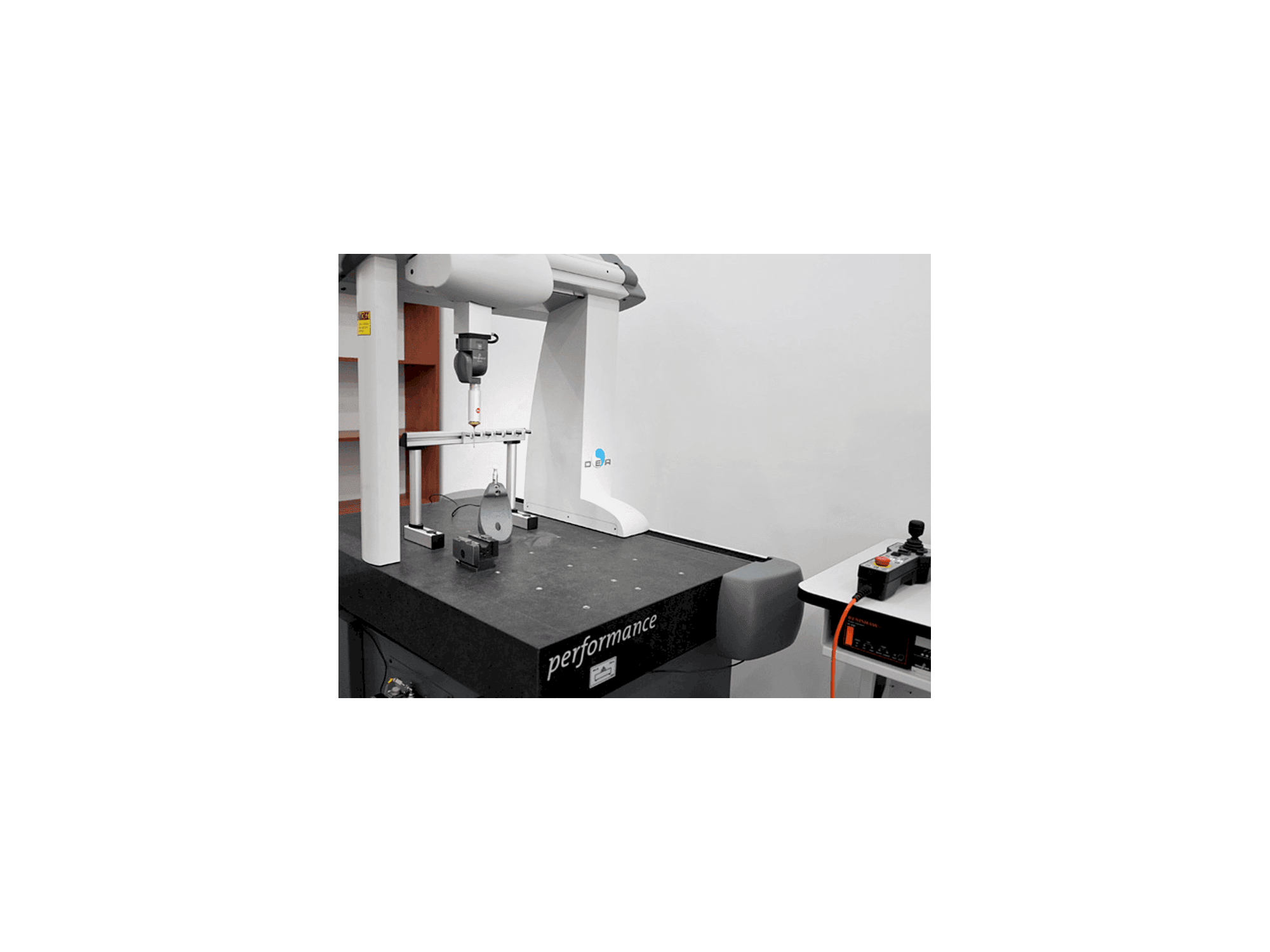 Vooraanzicht van Hexagon Global 050705 machine