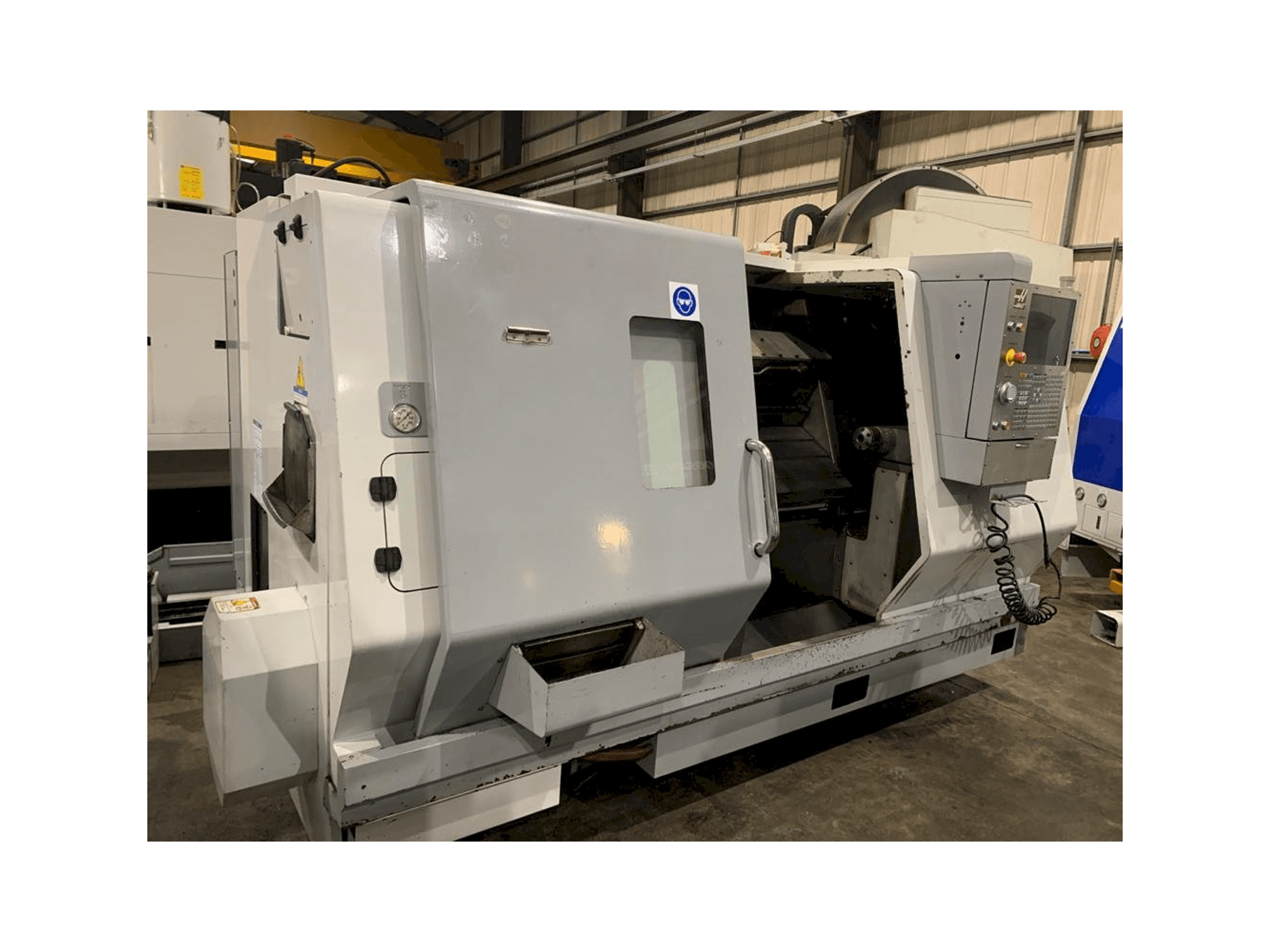 Vooraanzicht van HAAS SL-30 THE machine