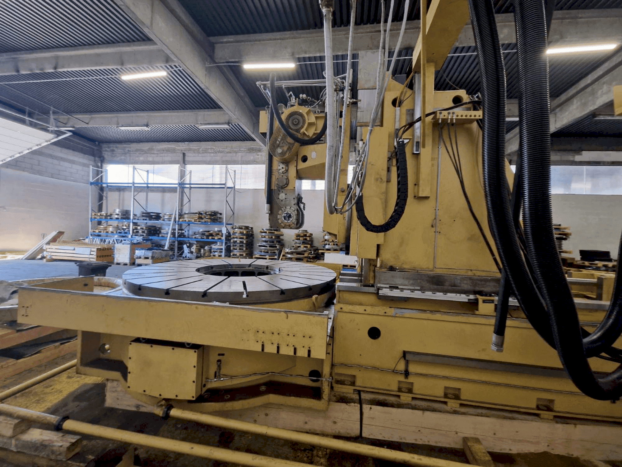 Vooraanzicht van Gleason PFAUTER P 2800 machine