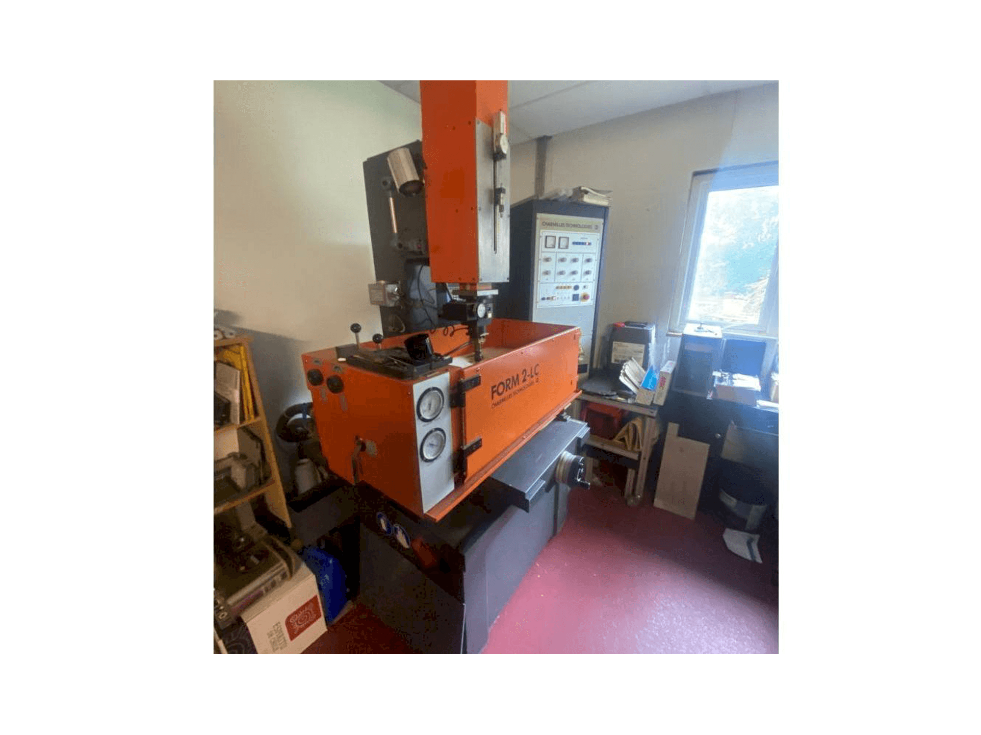 Vooraanzicht van CHARMILLES Form 2-LC machine