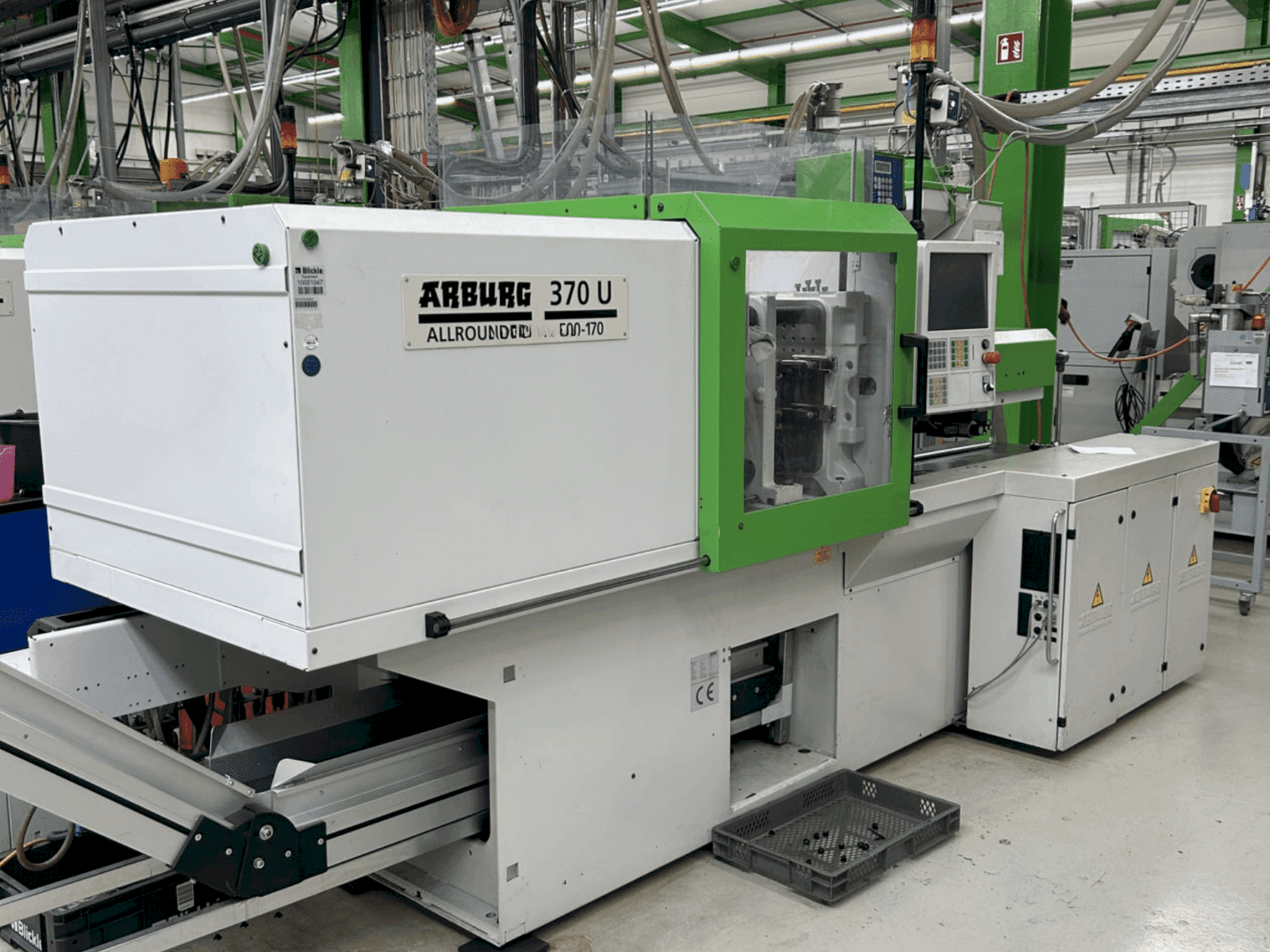 Vooraanzicht van Arburg 370 U / 500-170 machine