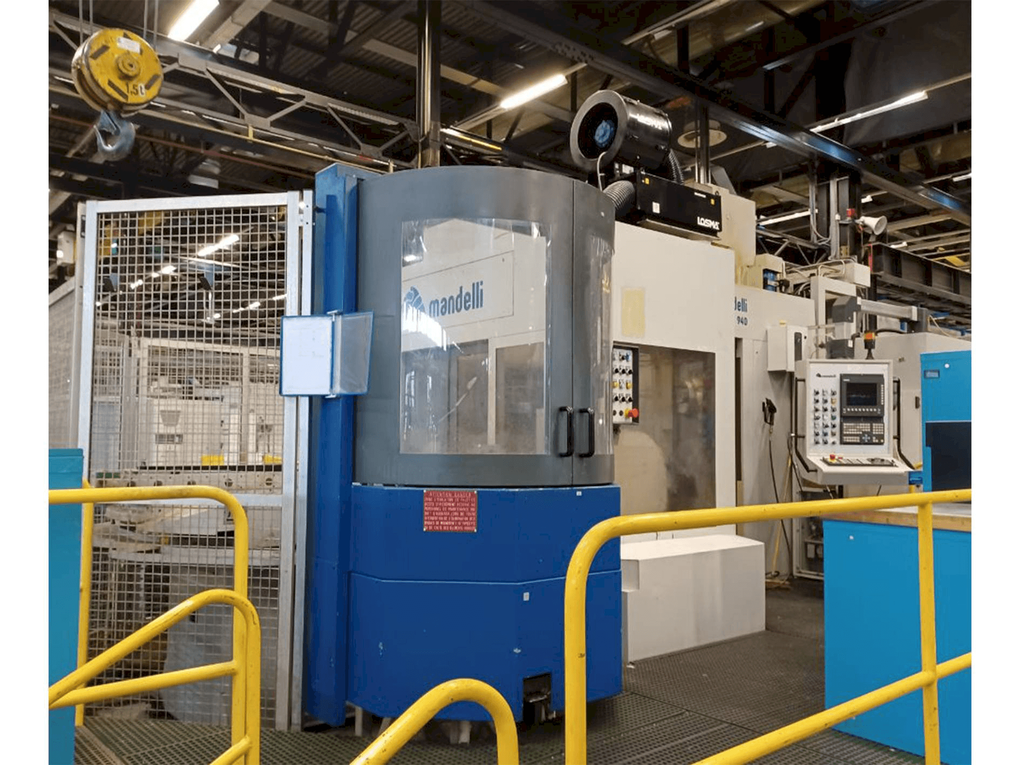 Vooraanzicht van Mandelli STORM 940 machine