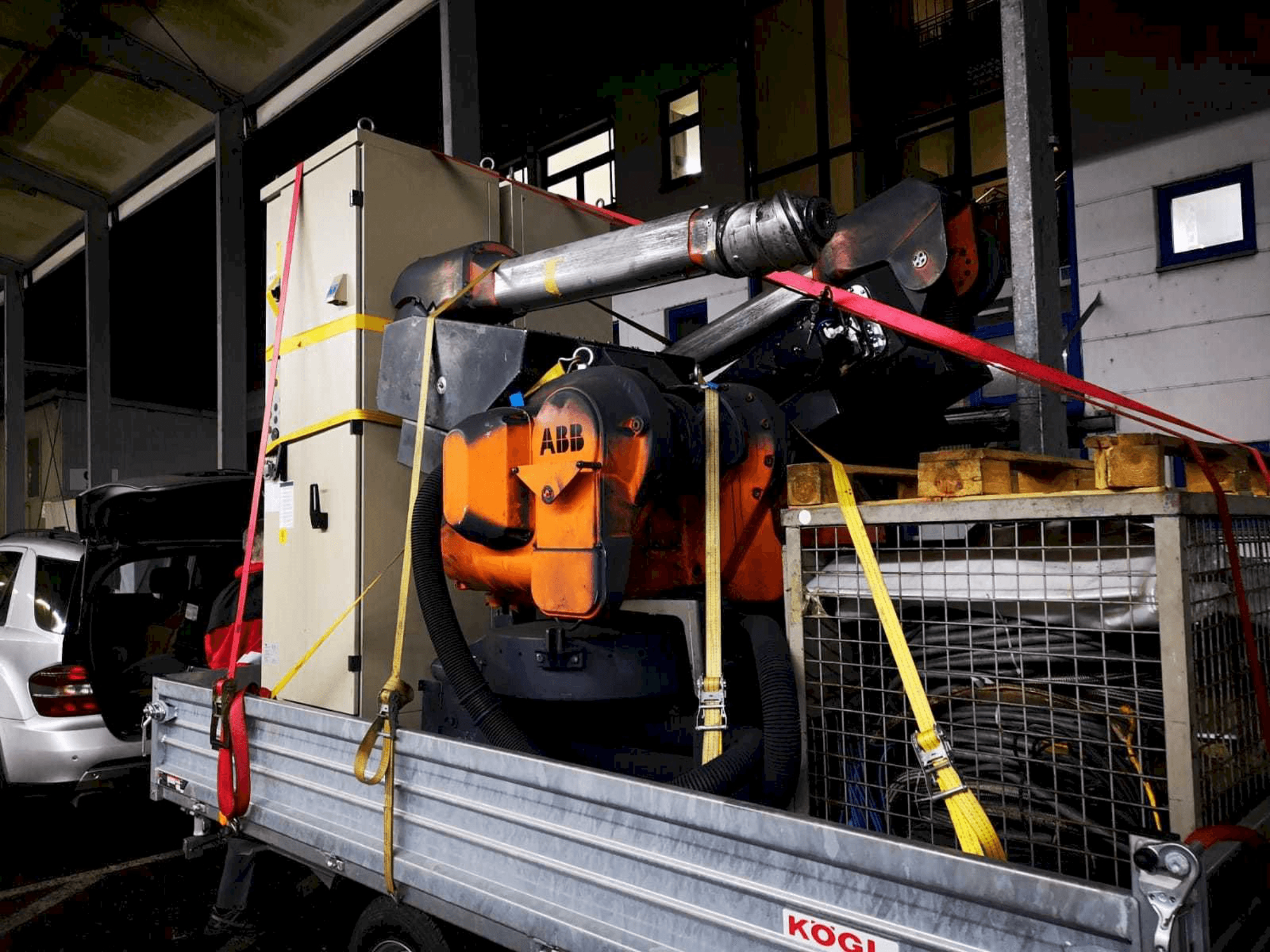 Vooraanzicht van ABB IRB 5400 machine