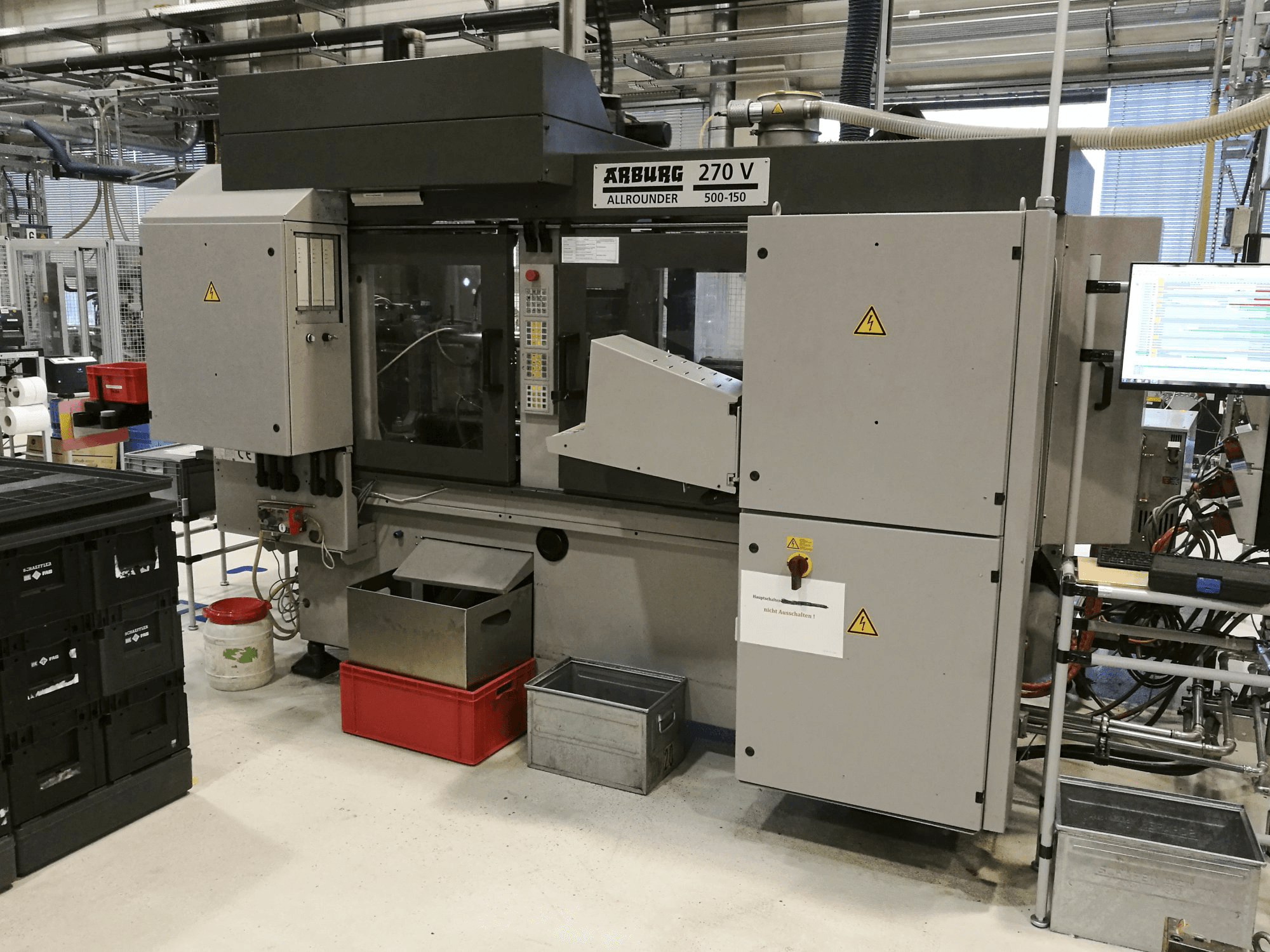 Recht aanzicht van Arburg 270V 500-150 machine