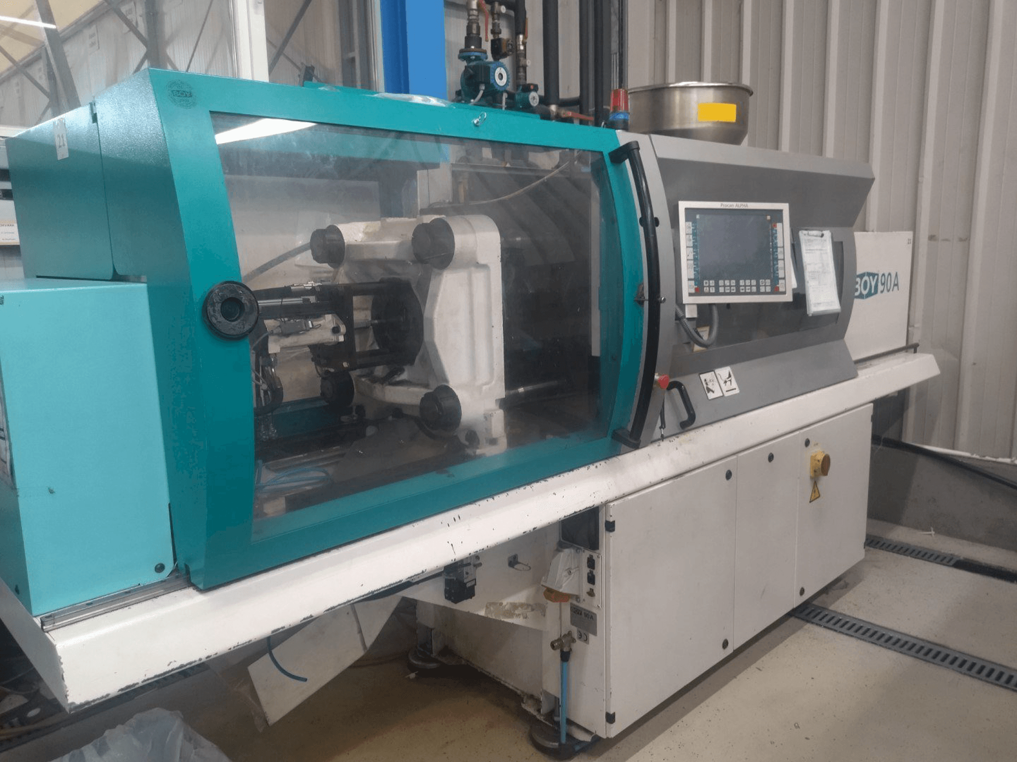 Vooraanzicht van BOY 90A machine