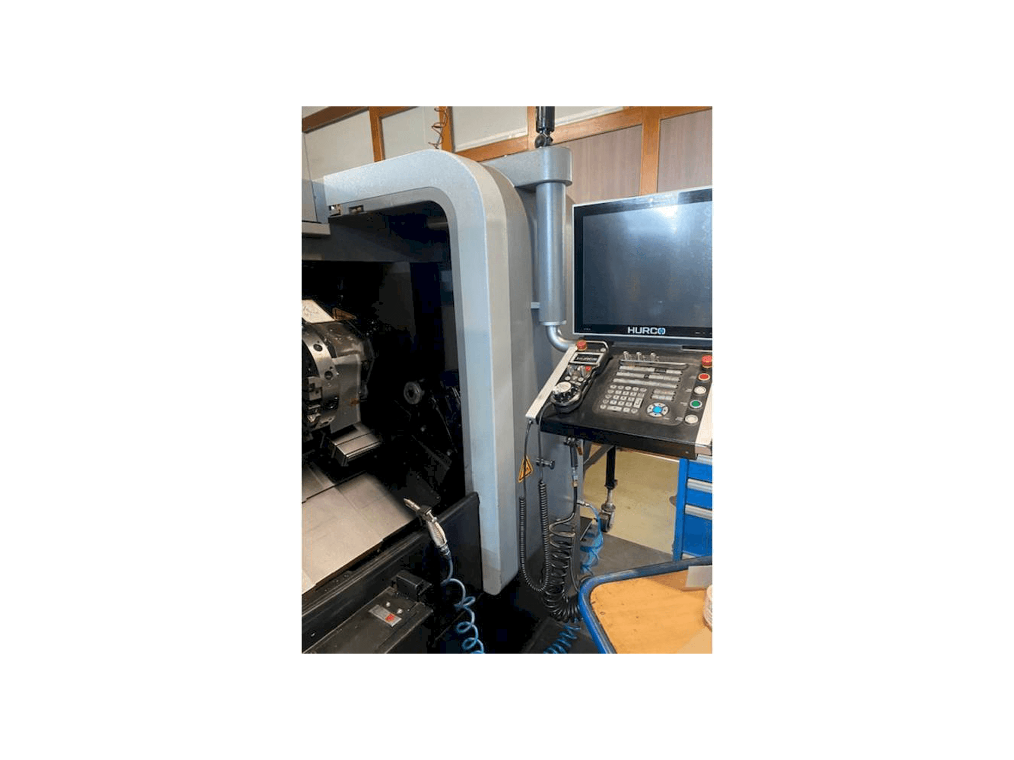 Vooraanzicht van Hurco TM8i machine