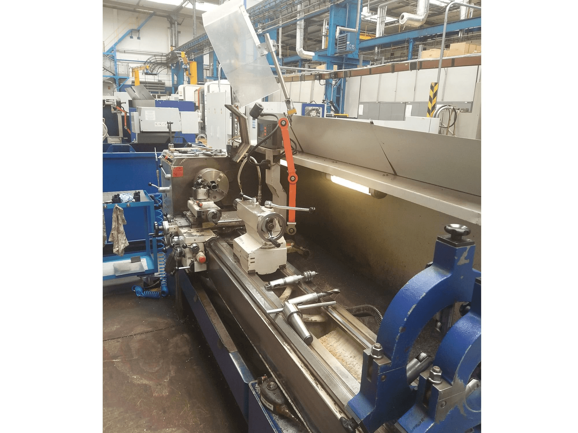 Rechts zijaanzicht van Weiler DA 260 AC machine