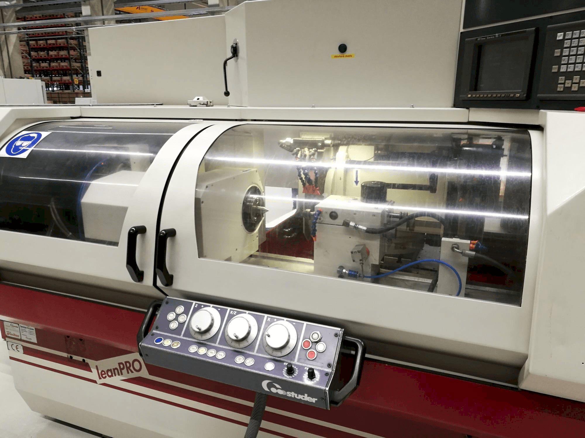 Vooraanzicht van STUDER S30 lean PRO machine