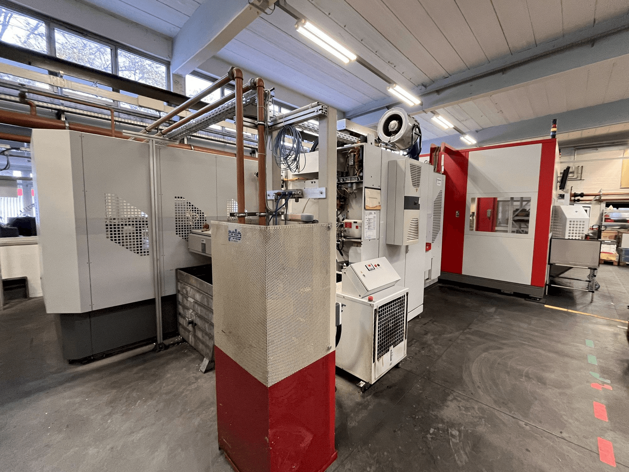 Vooraanzicht van HERMLE RS1 Robot System machine