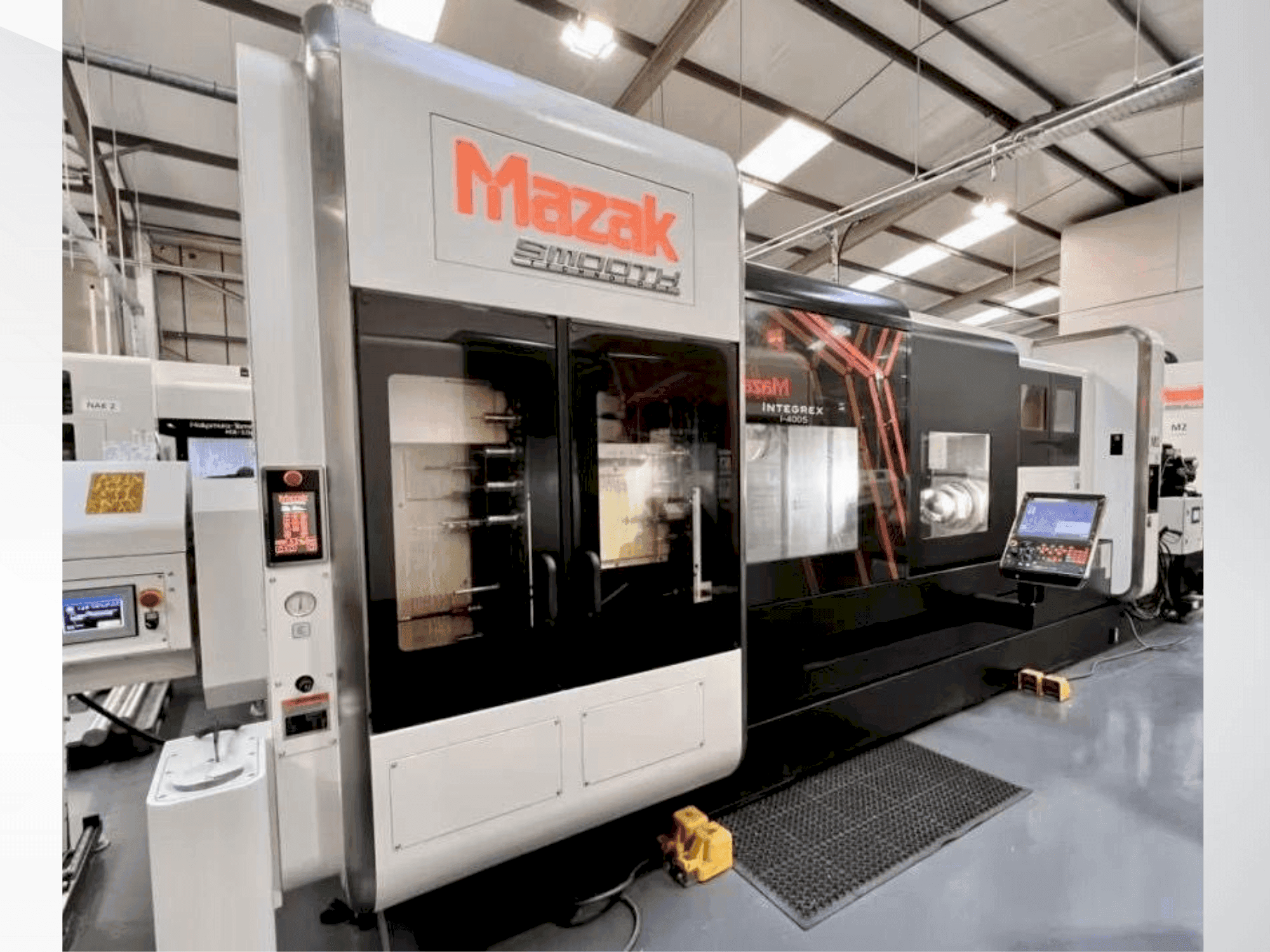 Vooraanzicht van Mazak INTEGREX i-400 S machine