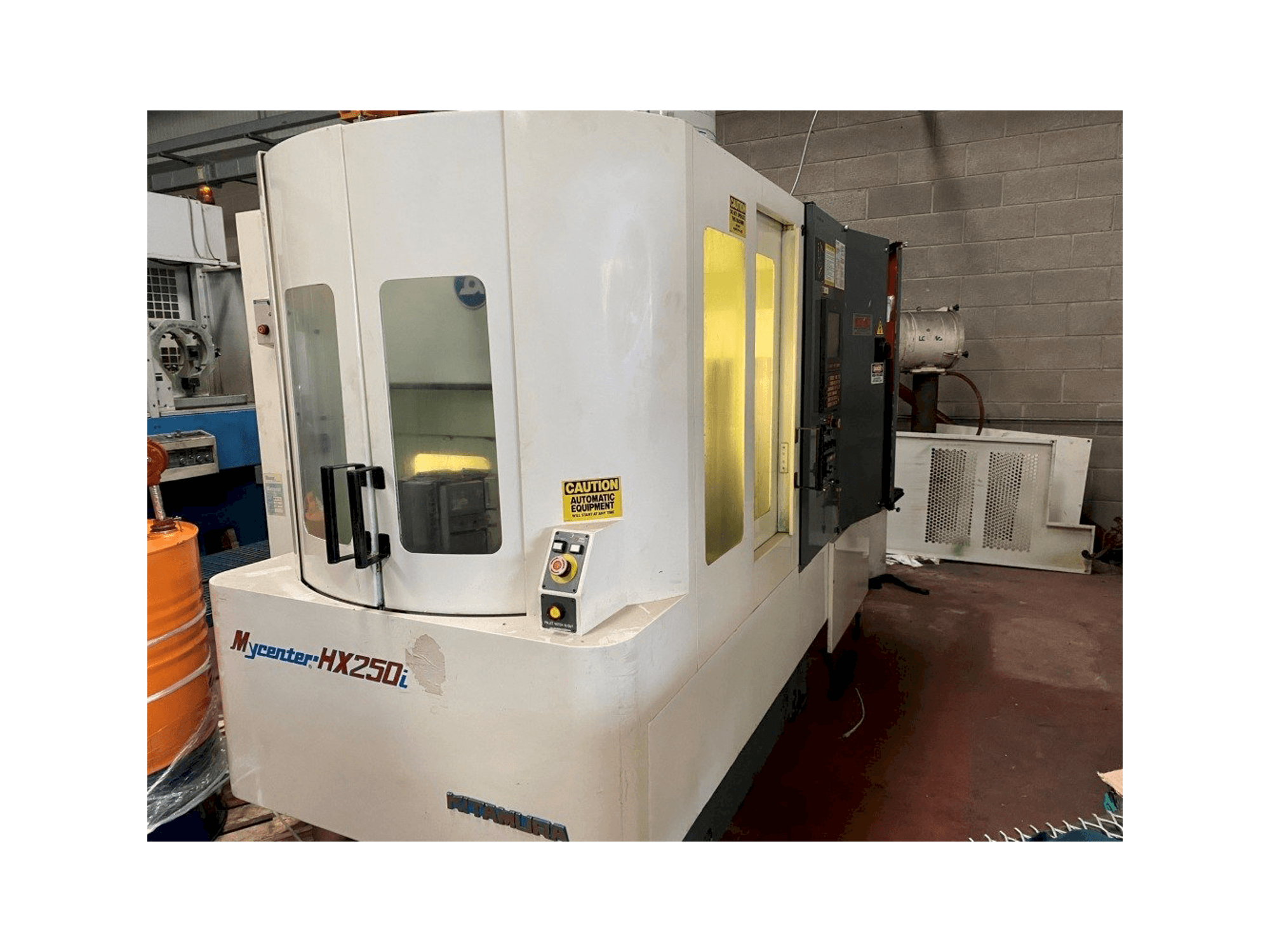 Vooraanzicht van Kitamura Mycenter HX250i machine