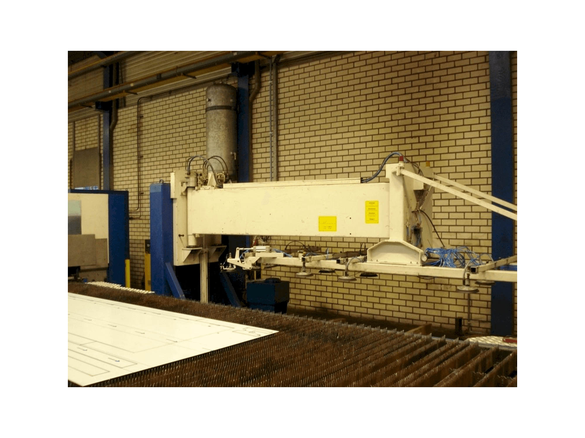 Vooraanzicht van Trumpf LoadMaster machine